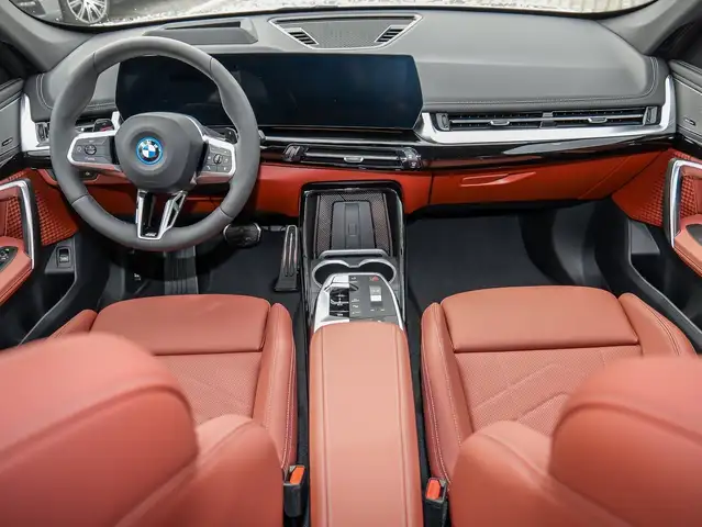 BMW X1 view 10