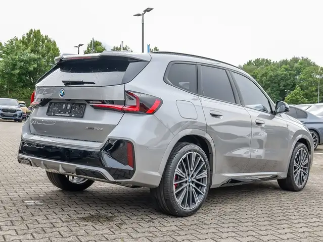 BMW X1 view 2