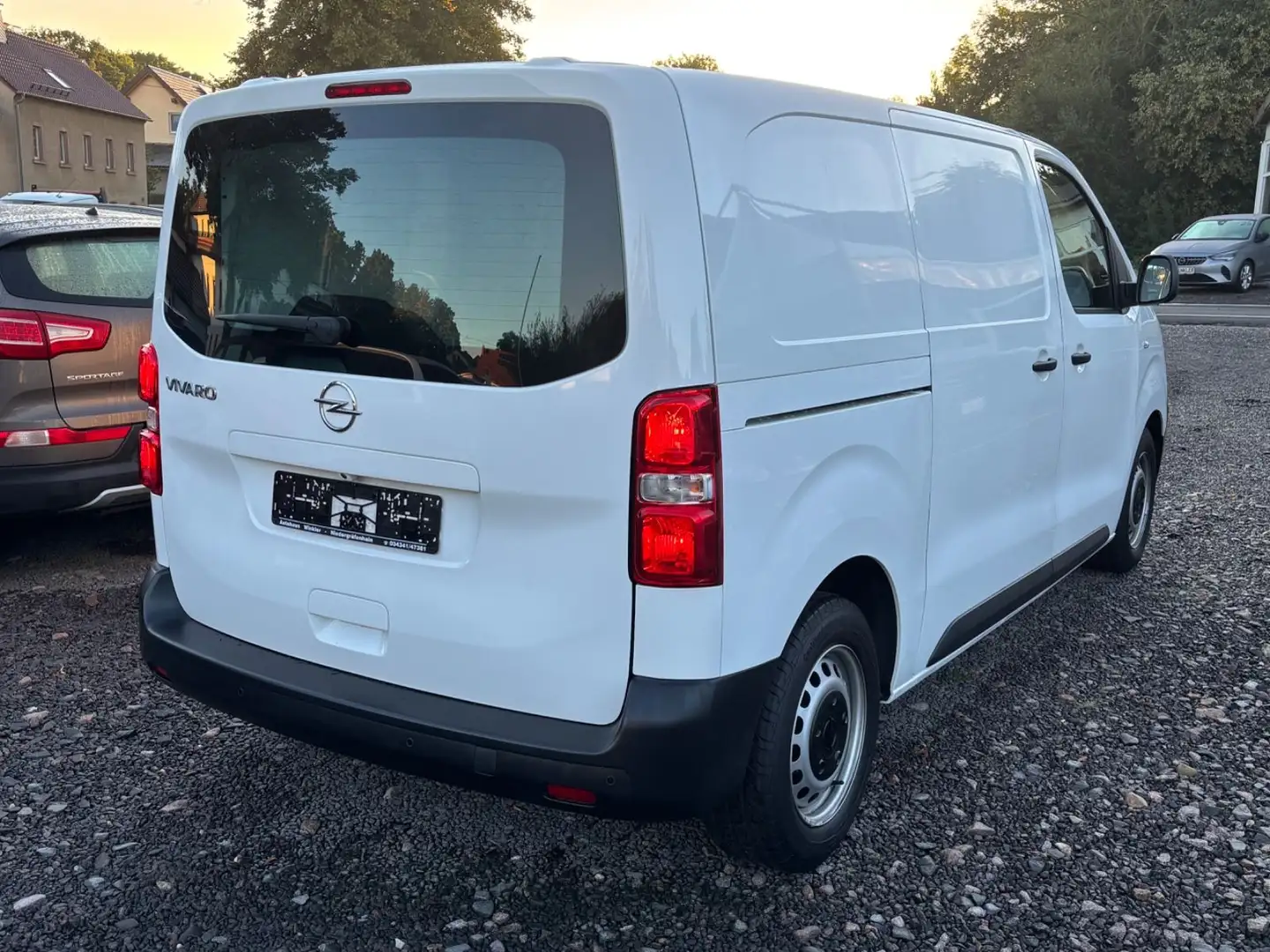 Opel Vivaro Kasten Edition M DAB+ Kamera  PDC Weiß - 2
