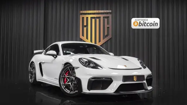 Porsche Cayman GT4 RS PDK