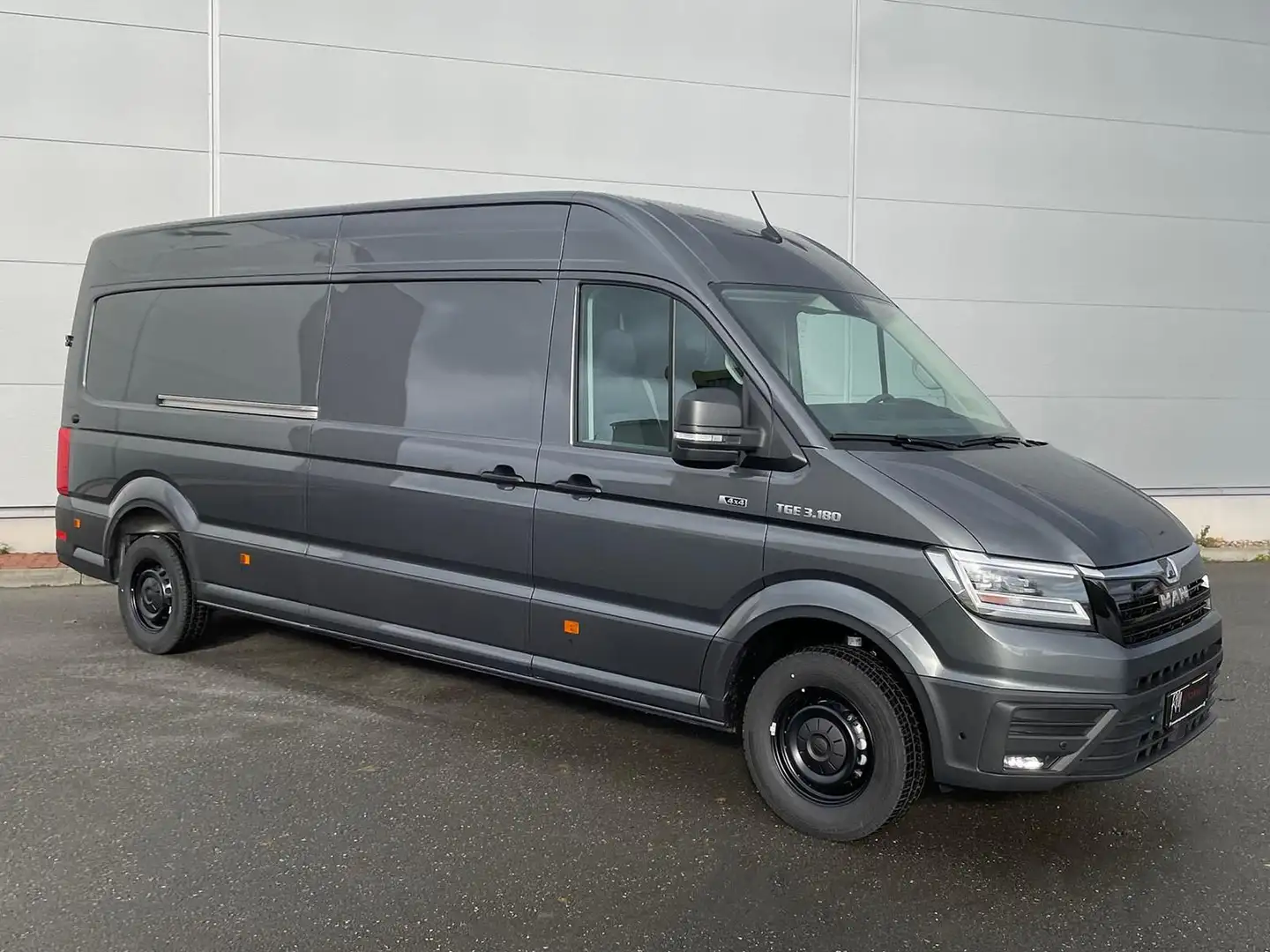 MAN TGE 3.180 L4H3 Kasten 4x4 DIFF AHK ACC STANDHZ Grau - 2