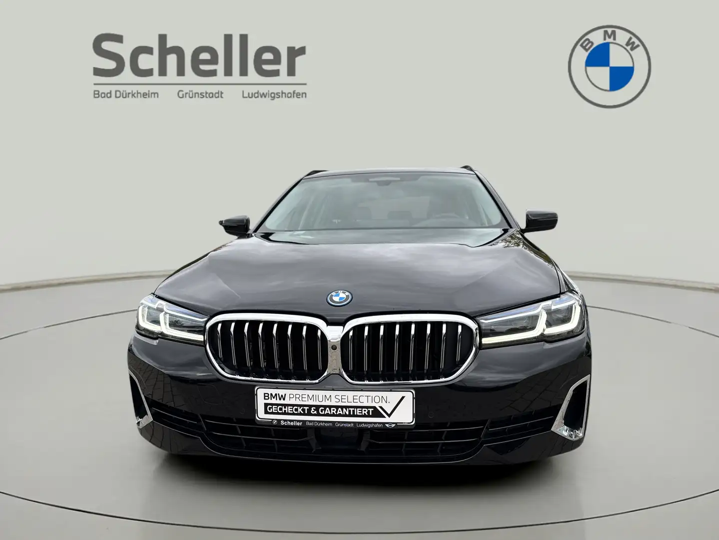 BMW 530 e Touring Luxury Line Head-Up HK HiFi RFK Schwarz - 2