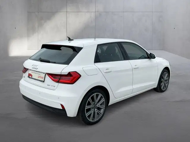 Audi A1 view 5