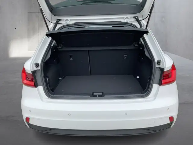 Audi A1 view 13