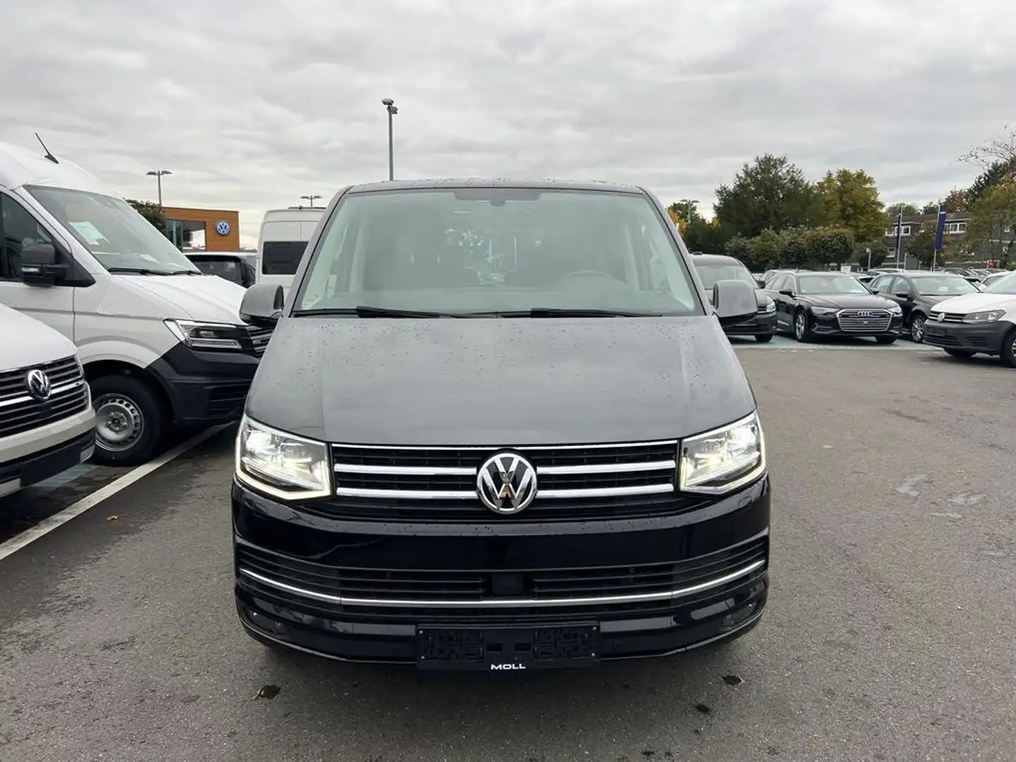 Volkswagen T6 Multivan Multivan DSG Kurz 4MOTION Business Negro - 1