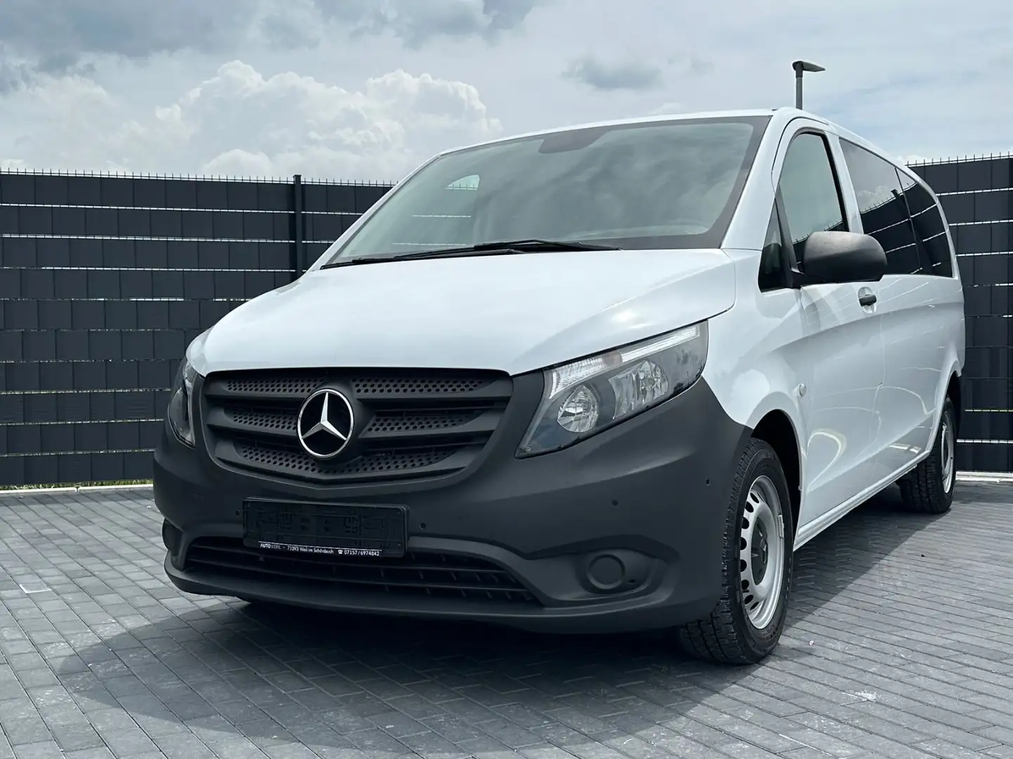 Mercedes-Benz Vito Tourer 114 CDI extralang*CAM*NAVI*9-SITZER* Blanc - 1