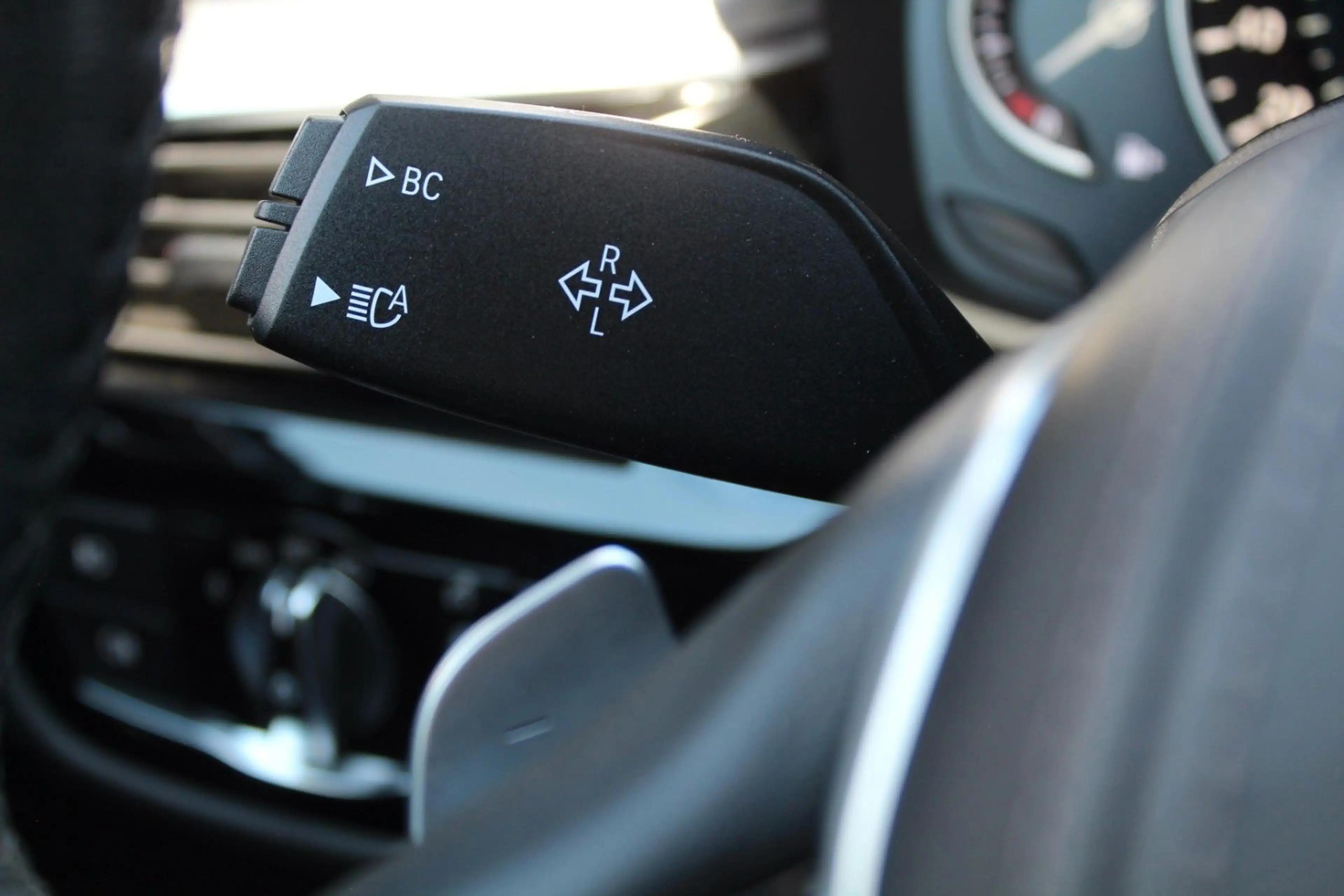 BMW 525 1.HAND! SPORT STANDHZ Displ.KEY KAM ADAP.LED — photo 15