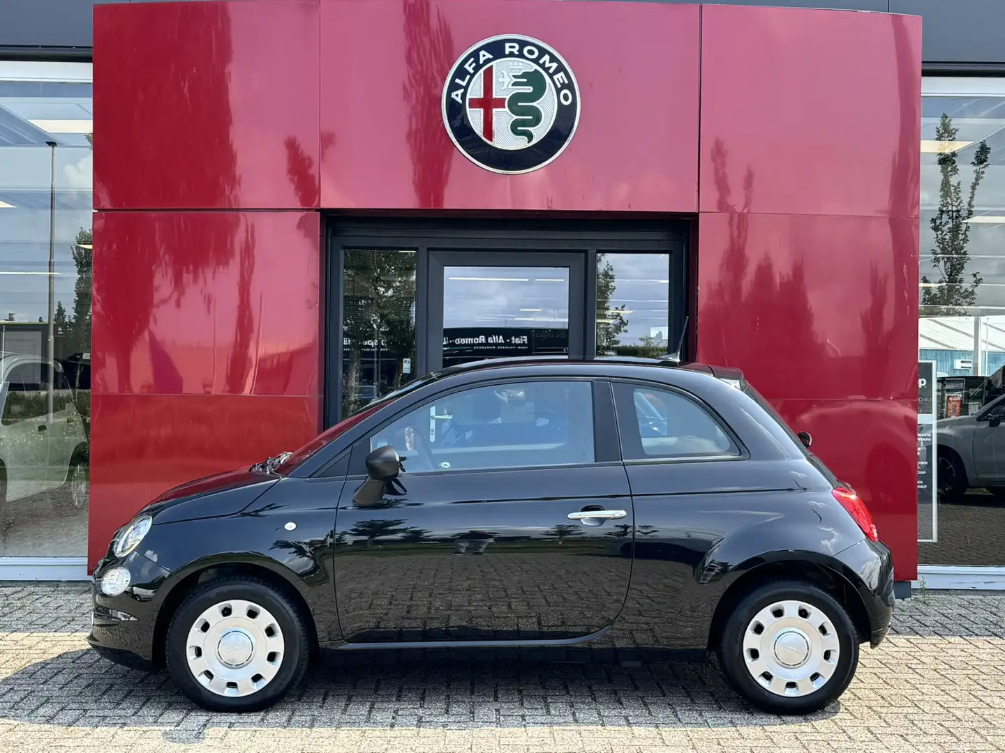 Fiat 500 1.0 Hybrid Urban | Android/CarPlay Let op rijdende Zwart - 2
