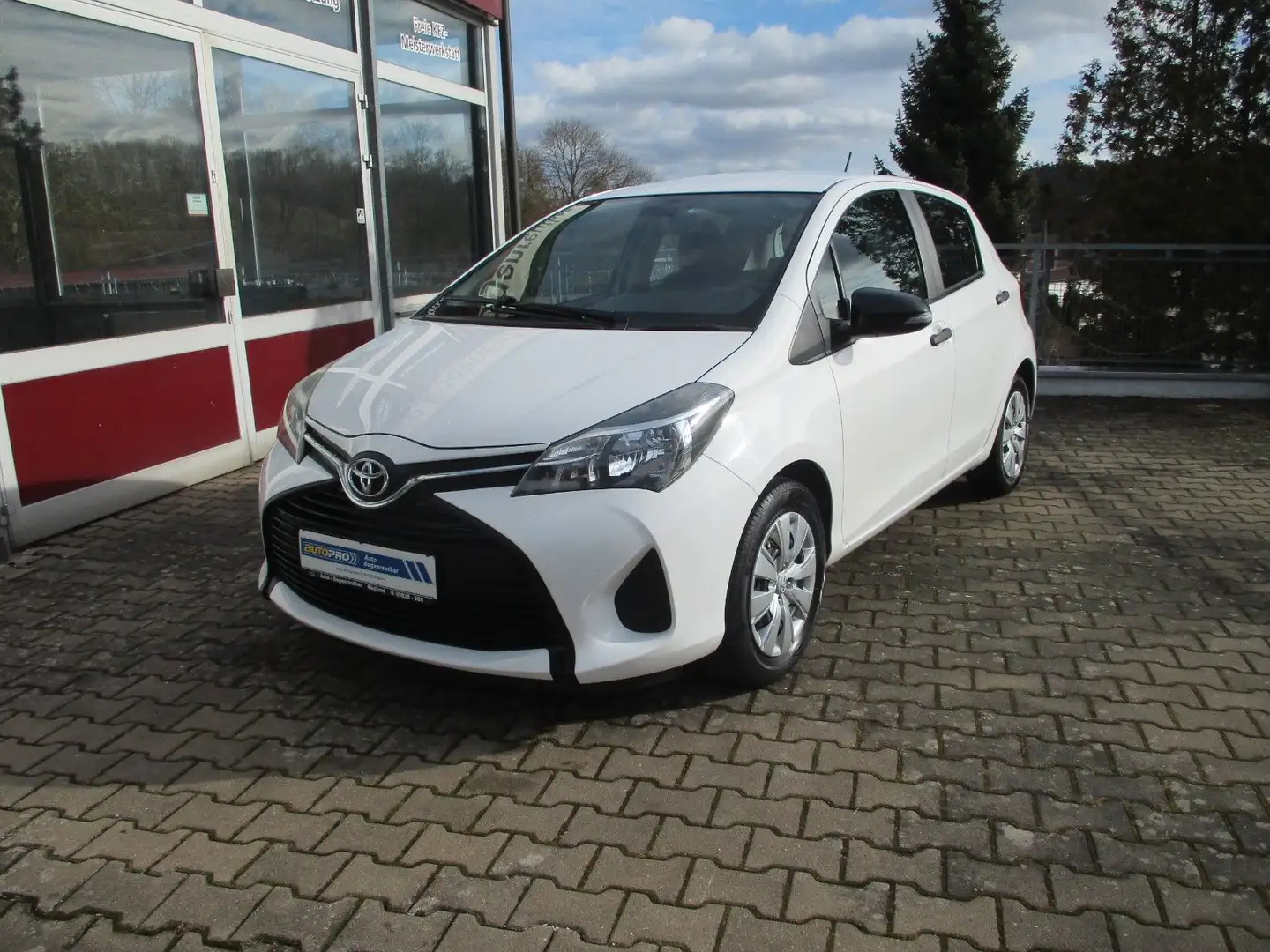 Toyota Yaris +Klima+Original KM Weiß - 1
