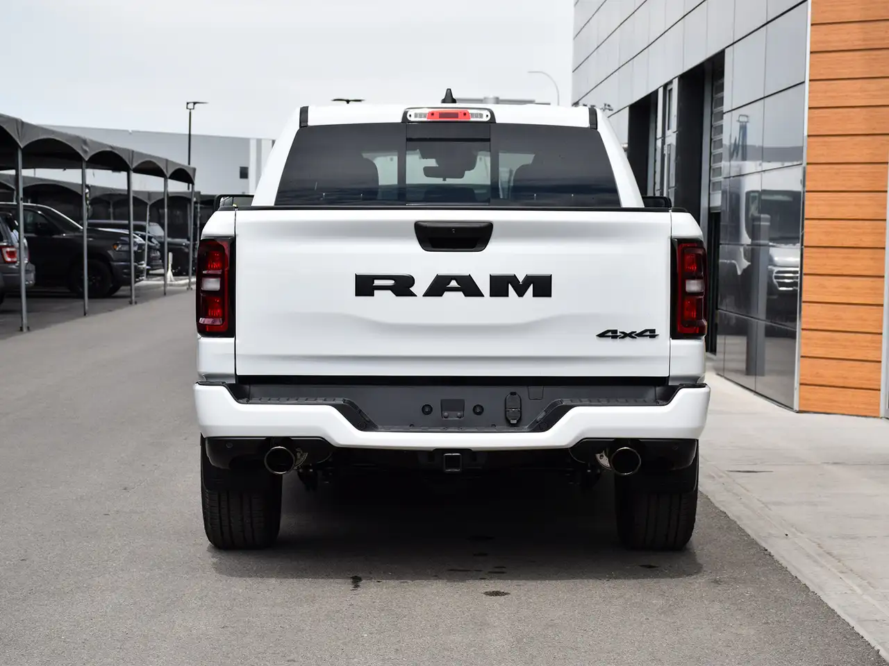 RAM 1500 снимка RAM 1500