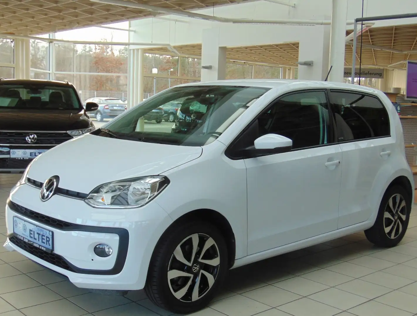 Volkswagen up! ACTIVE - SITZHZG./RÜ-CAM/PARKPILOT/MAPS+MORE Weiß - 1