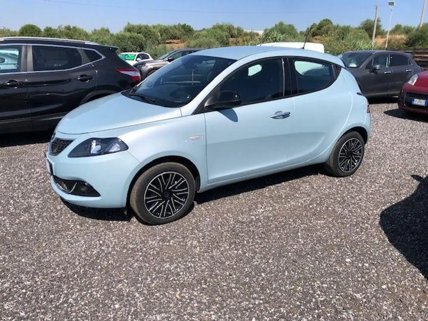 Lancia Ypsilon ALBERTA FERRETTI Grigio - 1