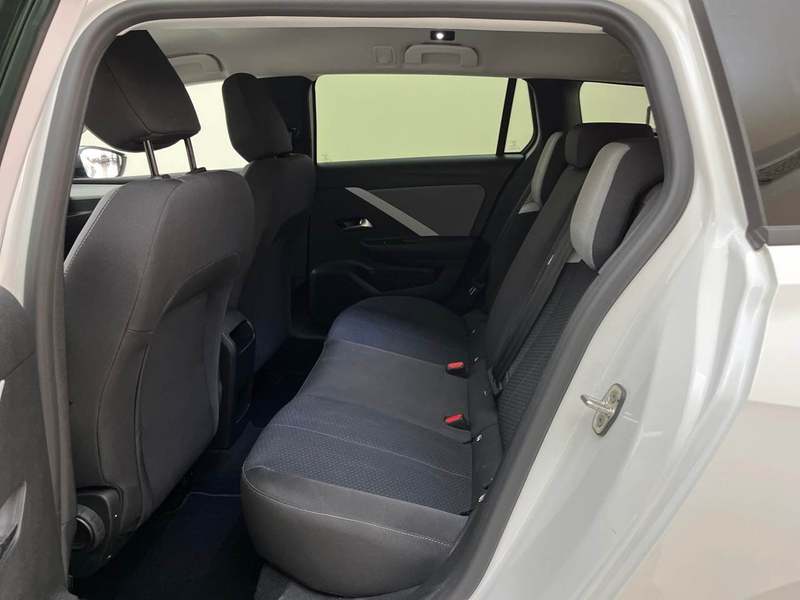 Opel Astra L 1.5 D Enjoy Lane Navi RKam — photo 11
