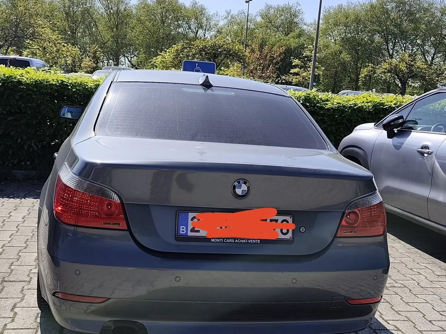 BMW 520 berline - 1993 cm³ - 163 CH - top finitions - 2
