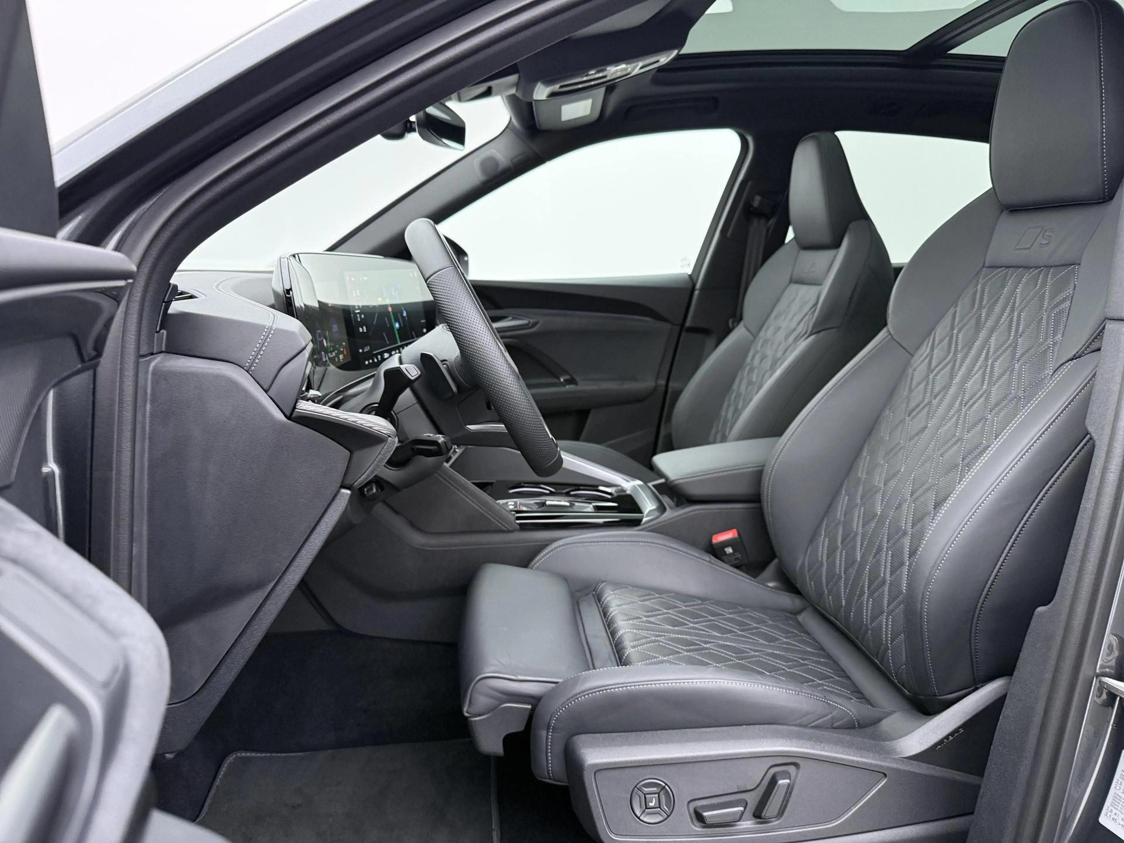 Audi Q5 2.0 TFSI e-hybrid Quattro S Edition Competition | — photo 4