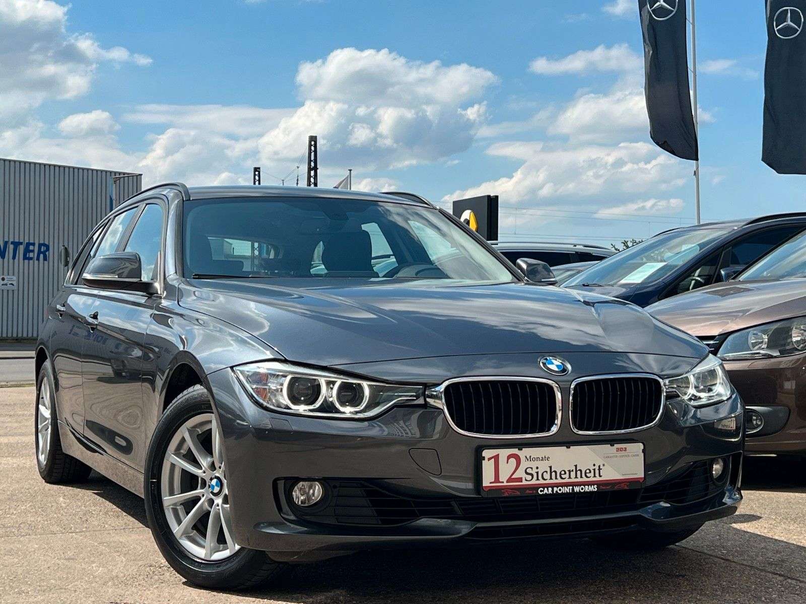 Second hand Bmw 3 Series 320