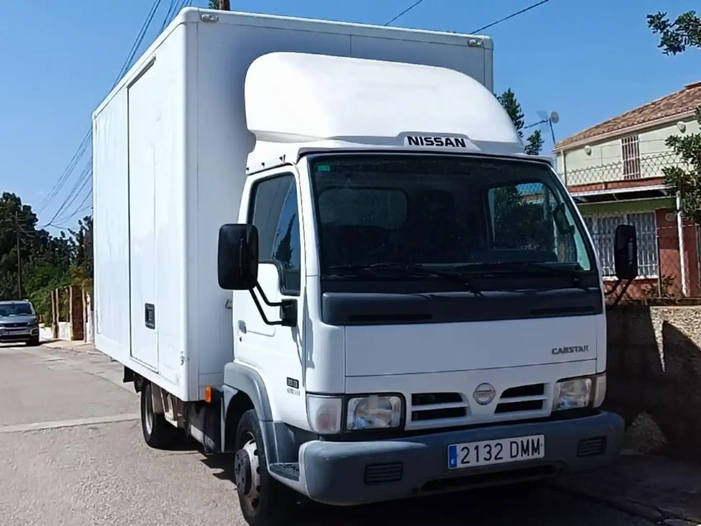 Nissan Cabstar TL 110.35/2 Doble Cabina Blanco - 1