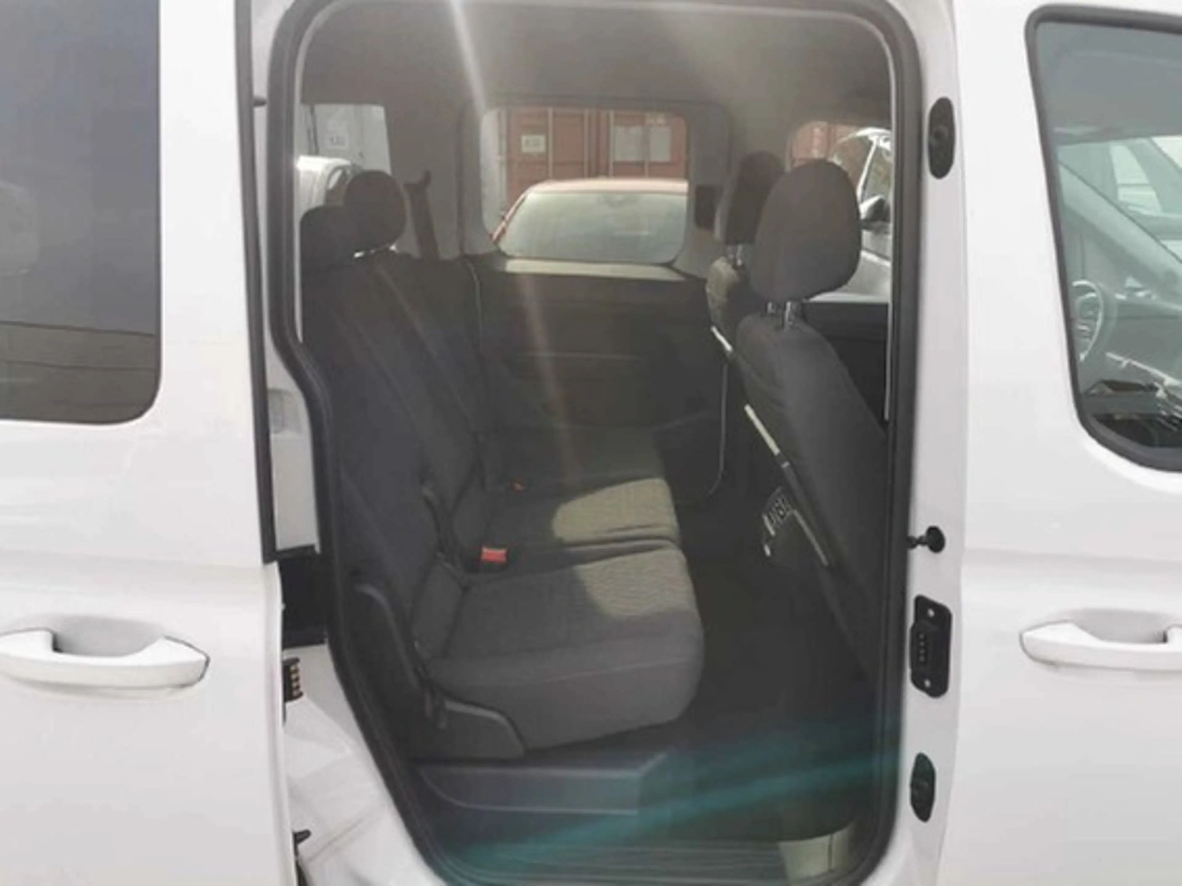 Volkswagen Caddy 1.5 TSI DSG Life — photo 4
