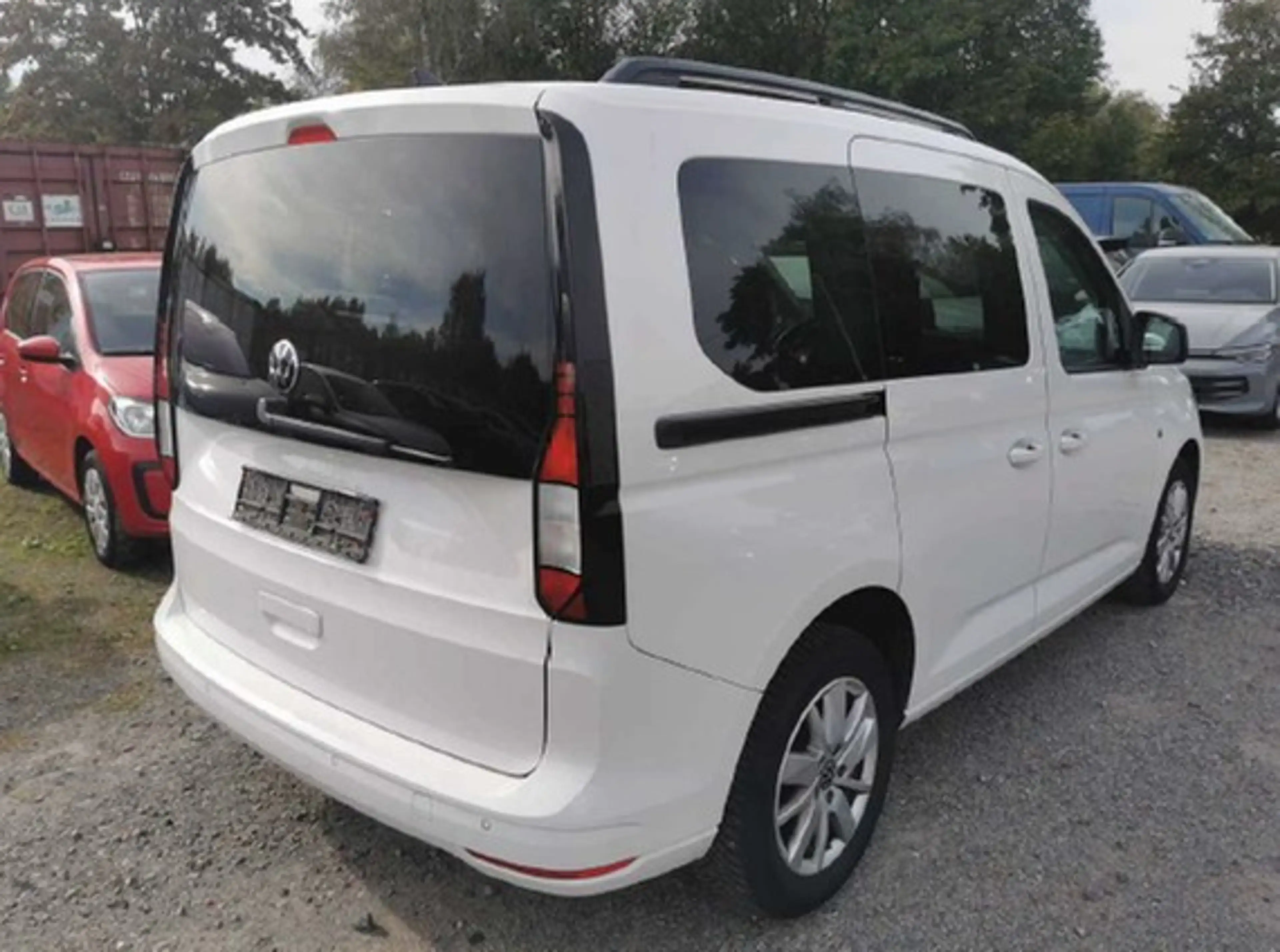 Volkswagen Caddy 1.5 TSI DSG Life — photo 2