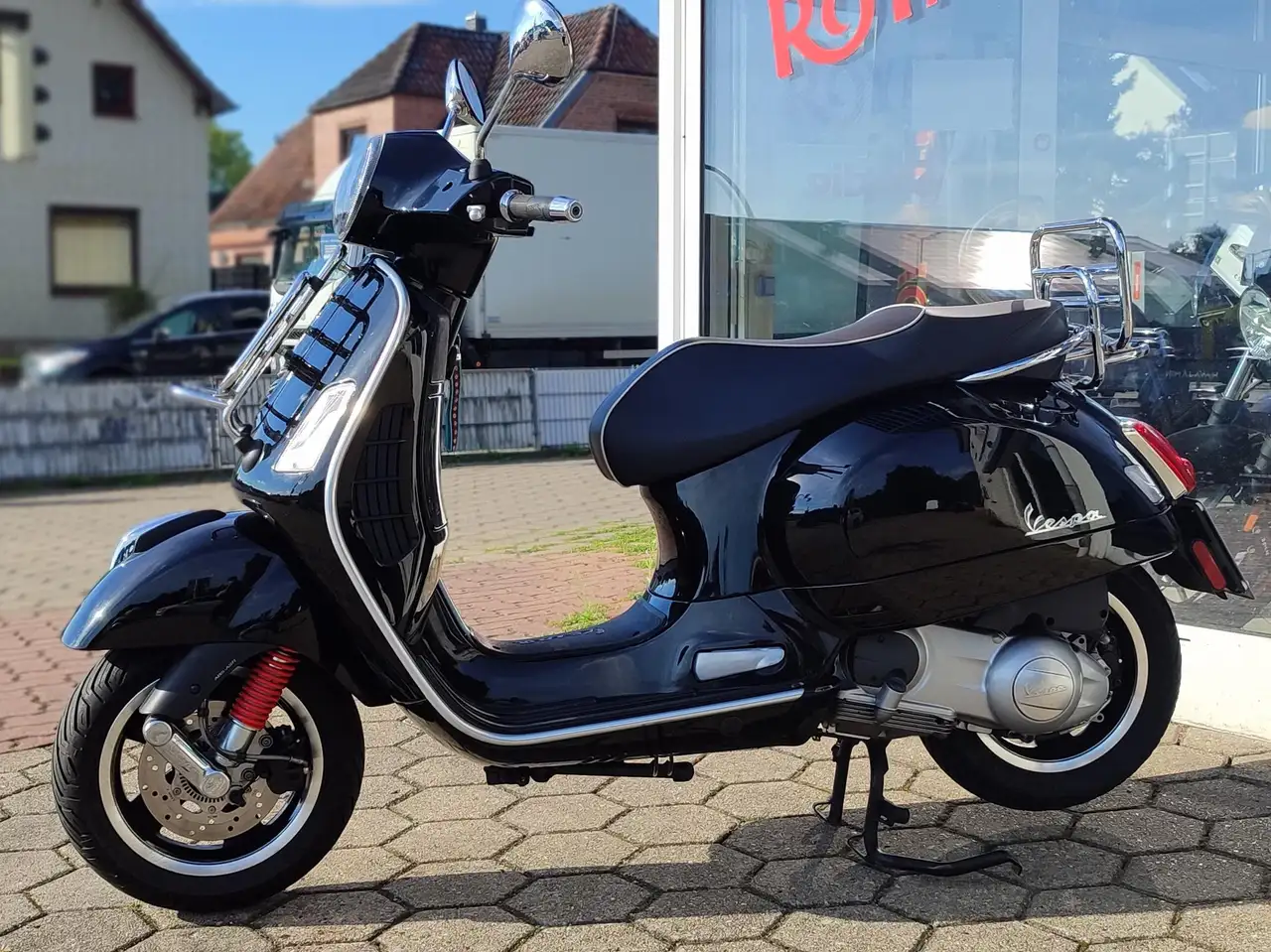Vespa GTS Super 300