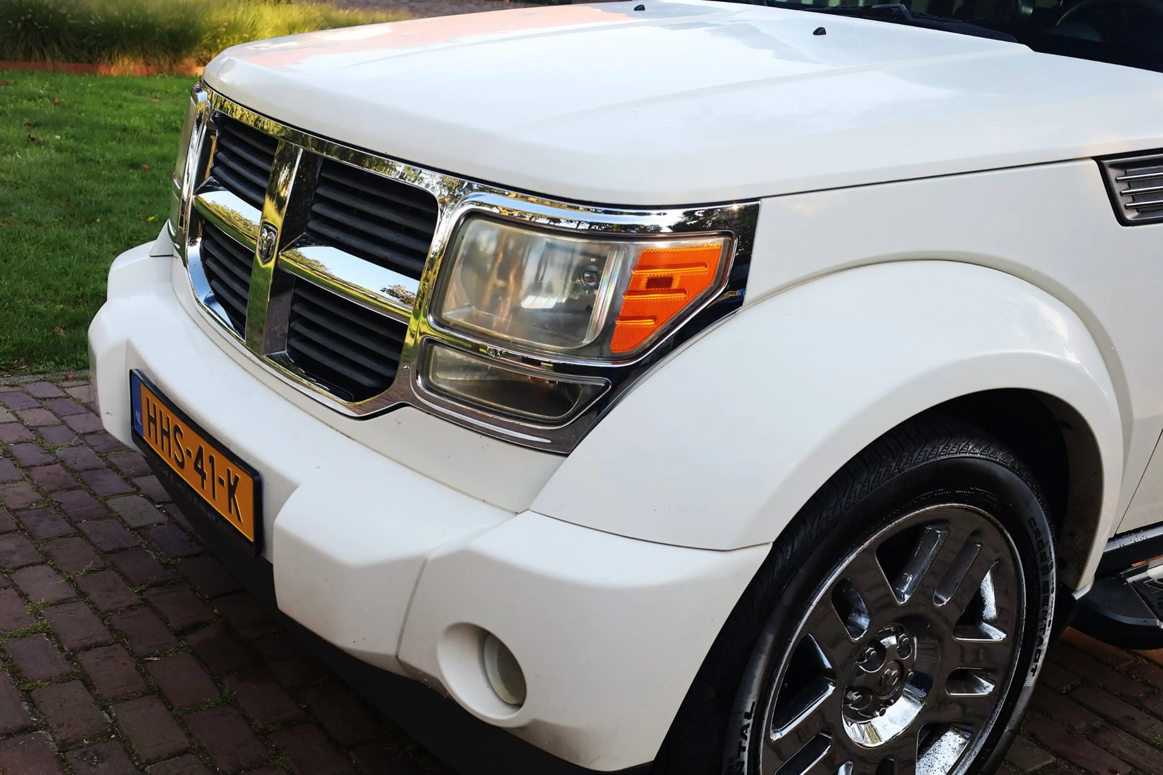 Dodge Nitro 3.7 V6 SE Aut. | Slechts 143.000KM | Achteruitrijc — photo 4