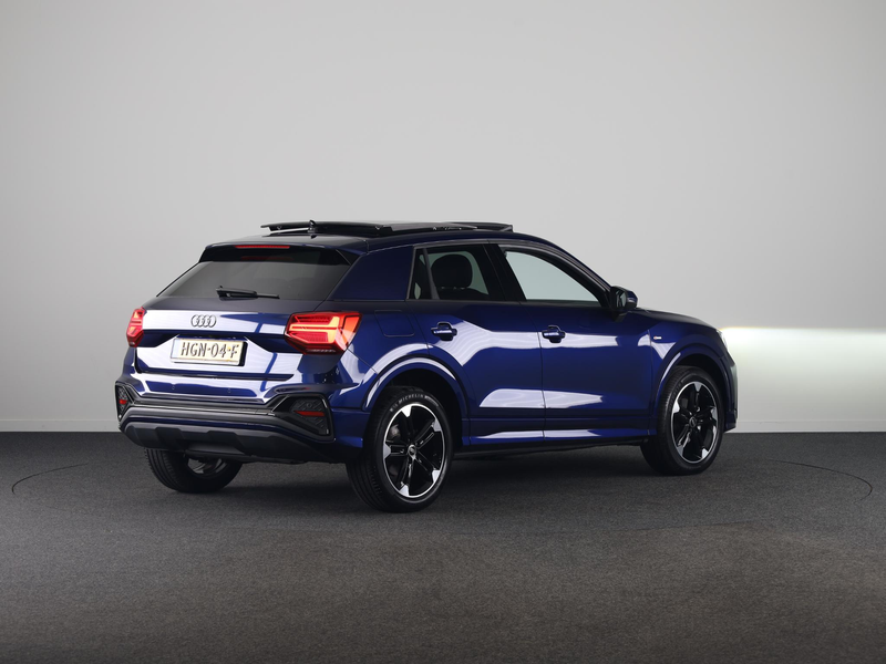 Audi Q2 35 TFSI S Edition 150pk | Panoramadak | Camera | S — photo 4
