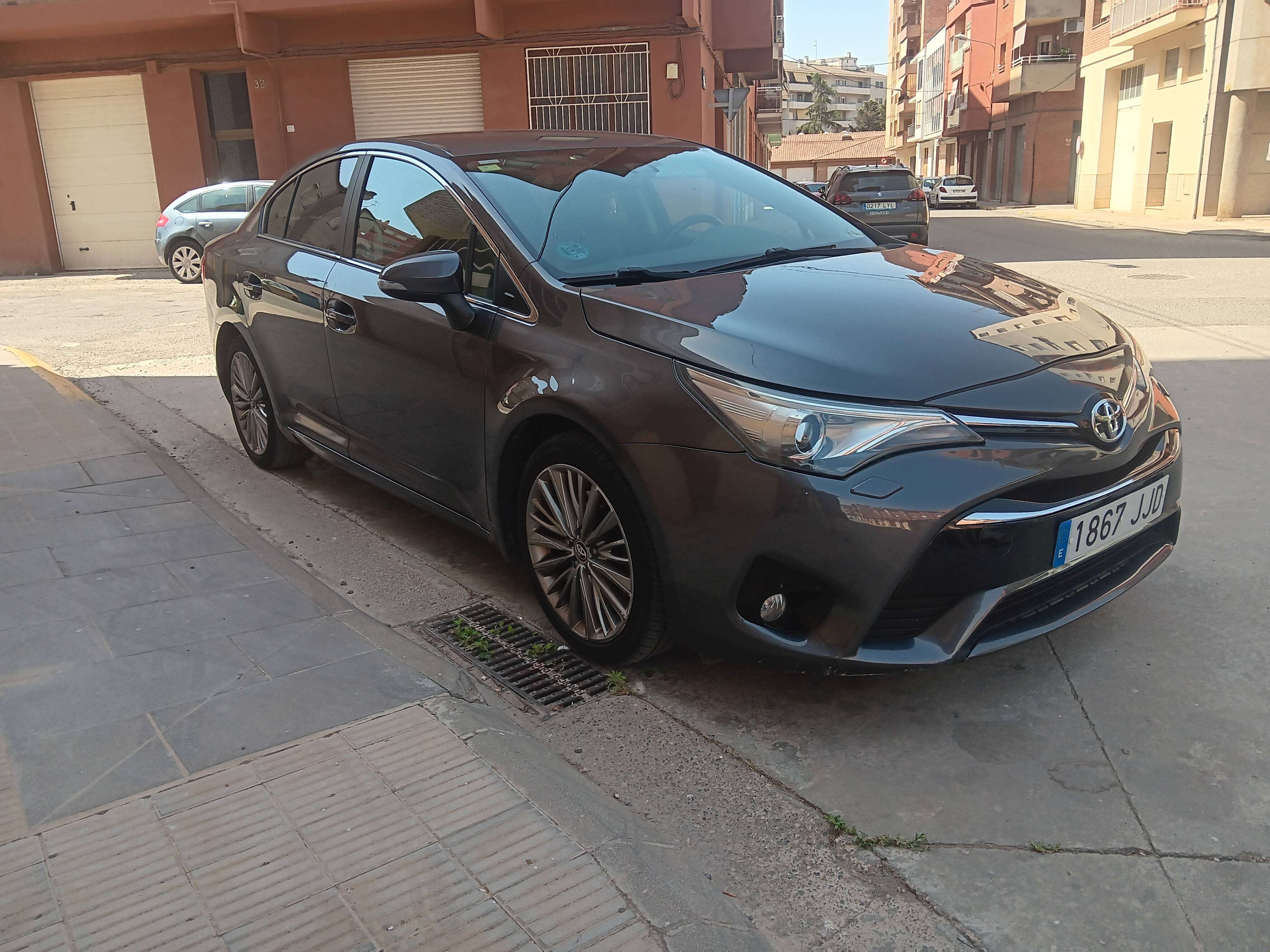 Toyota Avensis Avensis 150D Executive Executive - foto 1