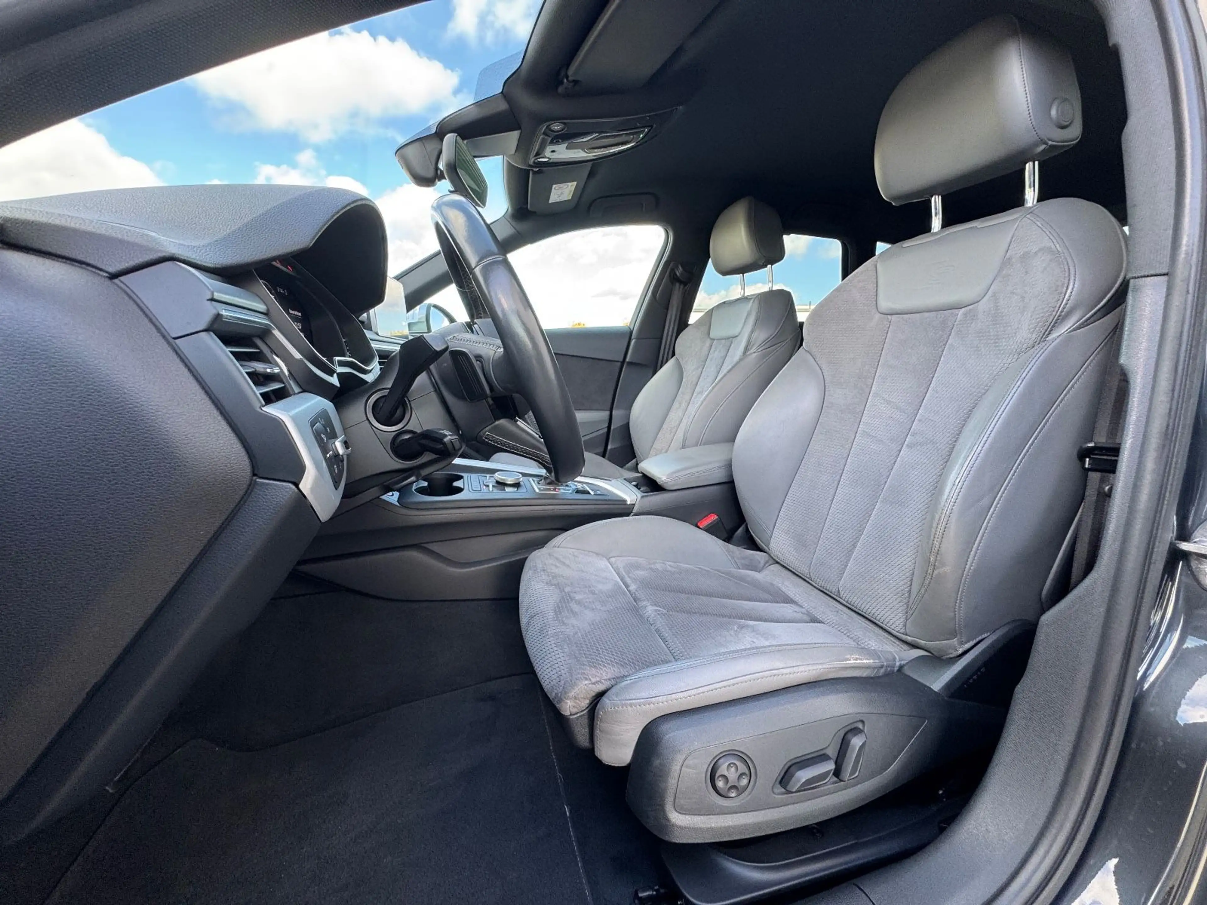 Audi S4 Avant 3.0 TFSI quattro — photo 10