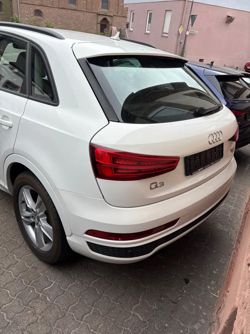 Audi Q3 1.4TFSI S-Line LED Scheinwerfer, LED Heckleuchten Weiß - 2