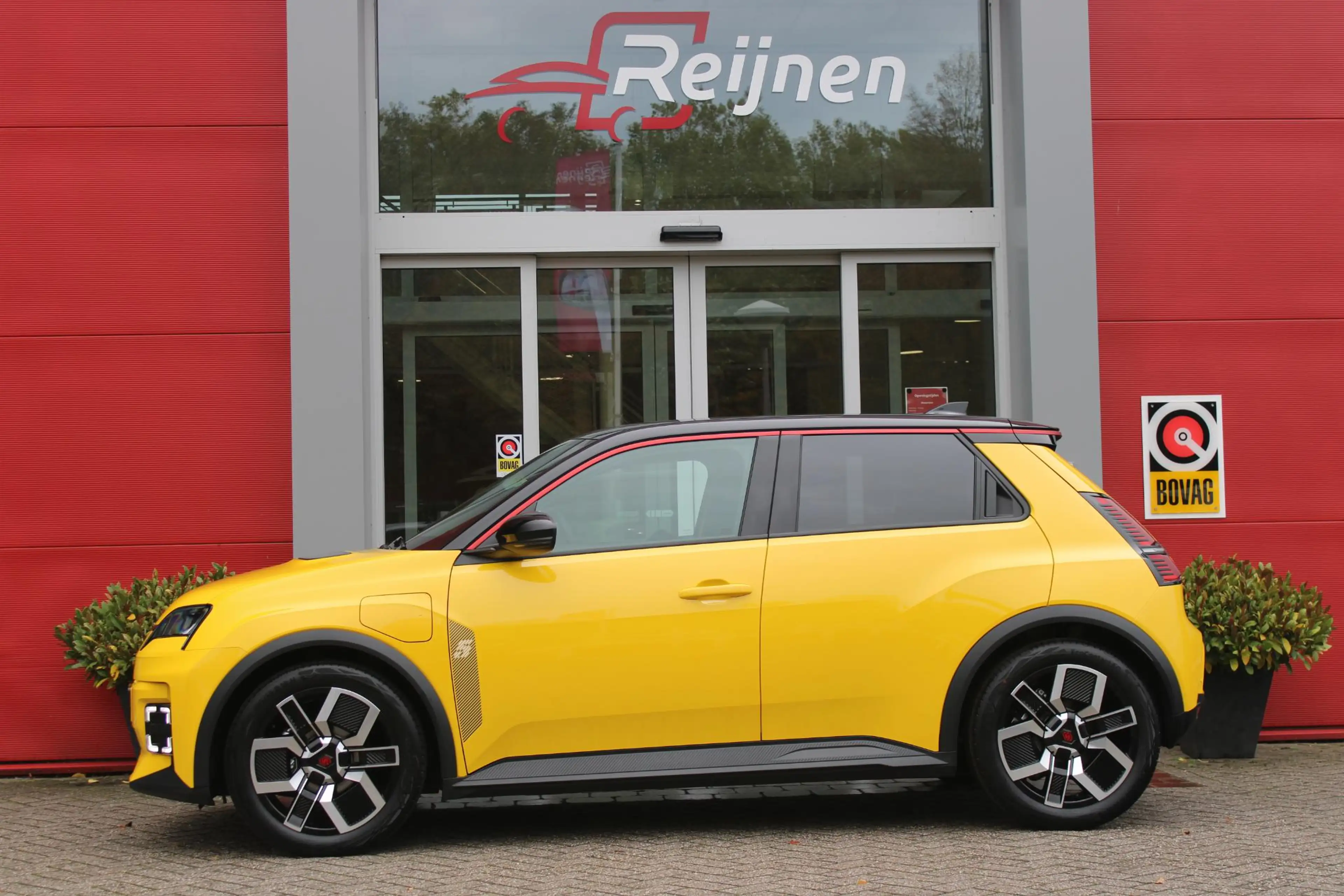 Renault R 5 COMFORT RANGE TECHNO 150PK 52 kWh *NIEUWE AUTO!* | — photo 3