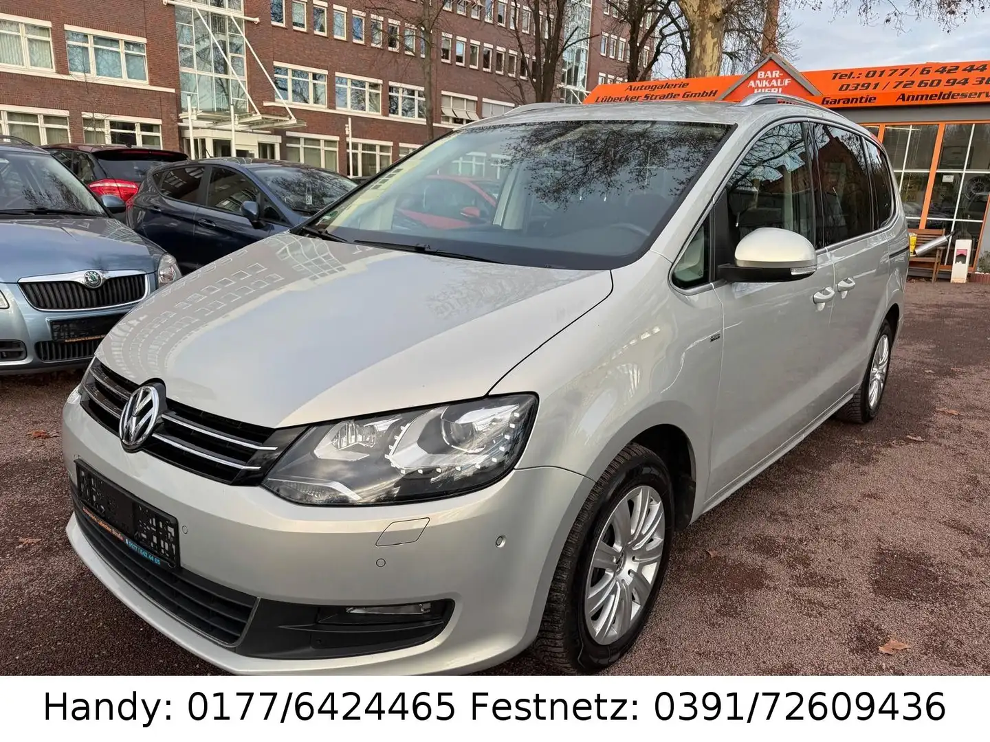 Volkswagen Sharan 2.0 TDI XENON/KAMERA/SHZ/PDC/ALU/STHZG/ Silber - 1