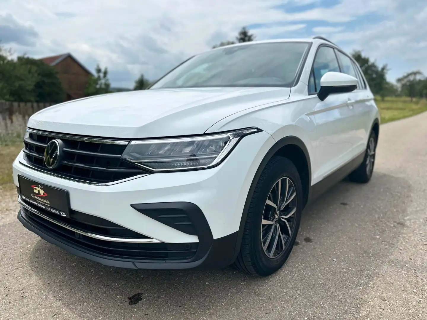 Volkswagen Tiguan Life*DSG*LED*ACC*Lane Ass.*SHZ*IQ*Navi*SW Wit - 2