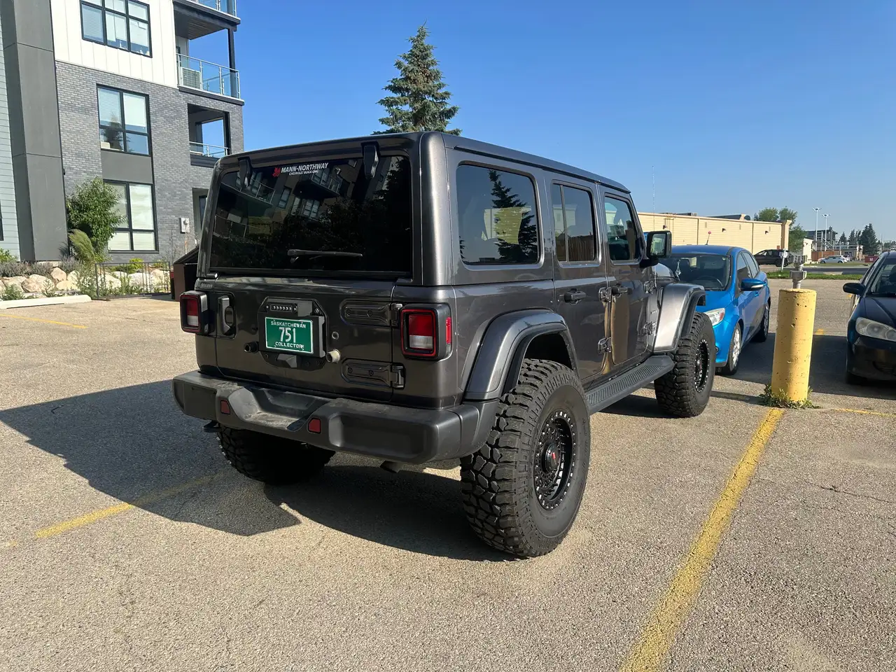 Jeep Wrangler photo Jeep Wrangler