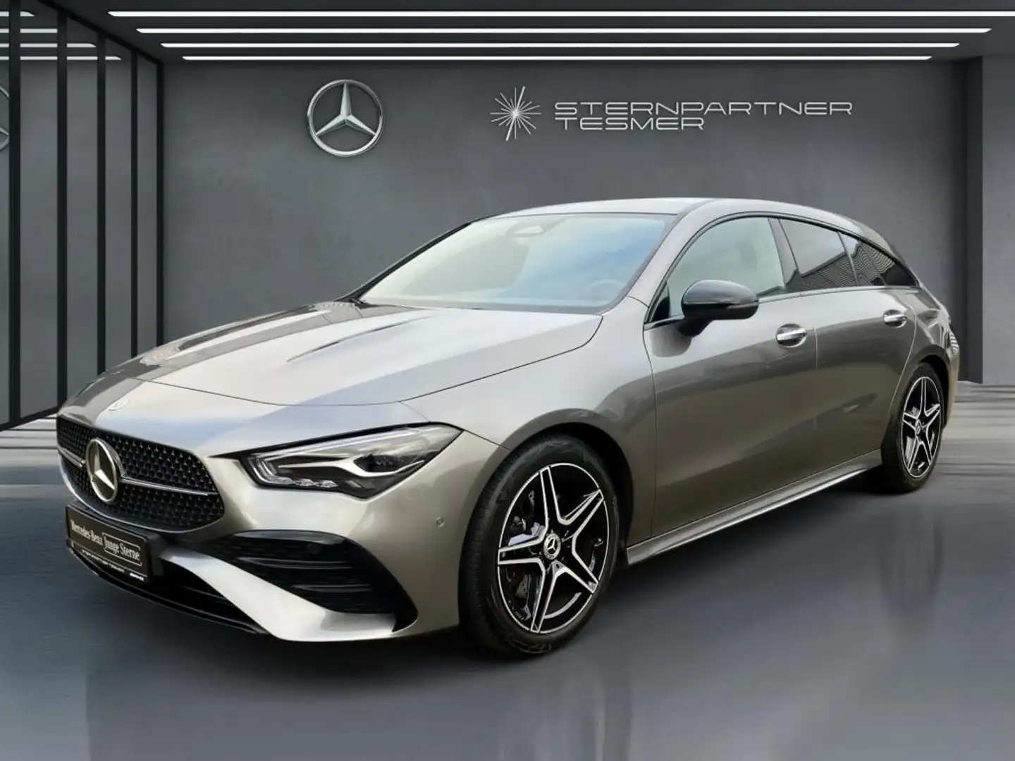 Mercedes-Benz CLA 200 SB AMG LED Night PANO Keyless AHK KAMERA Gris - 1