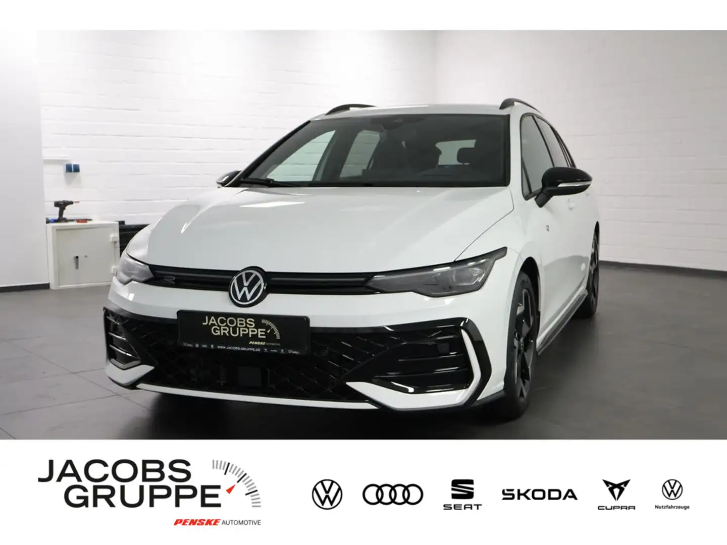 Volkswagen Golf VIII Variant 2.0 TDI R-Line "Black Style" Weiß - 2