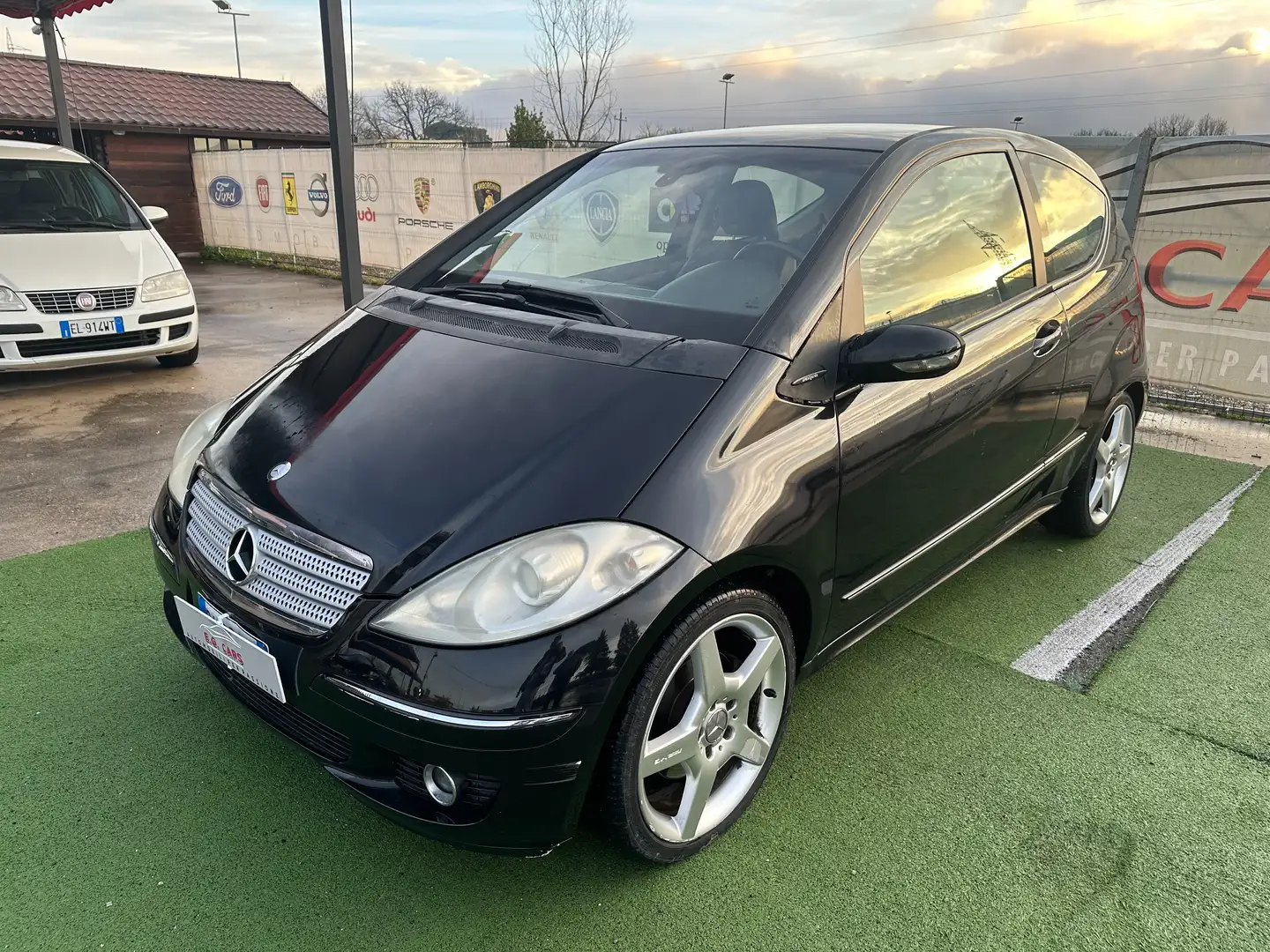 Mercedes-Benz A 200 CDI*AVANTGARDE*COUPE*AMG*XENO*12 RATE DA 216€* Noir - 1