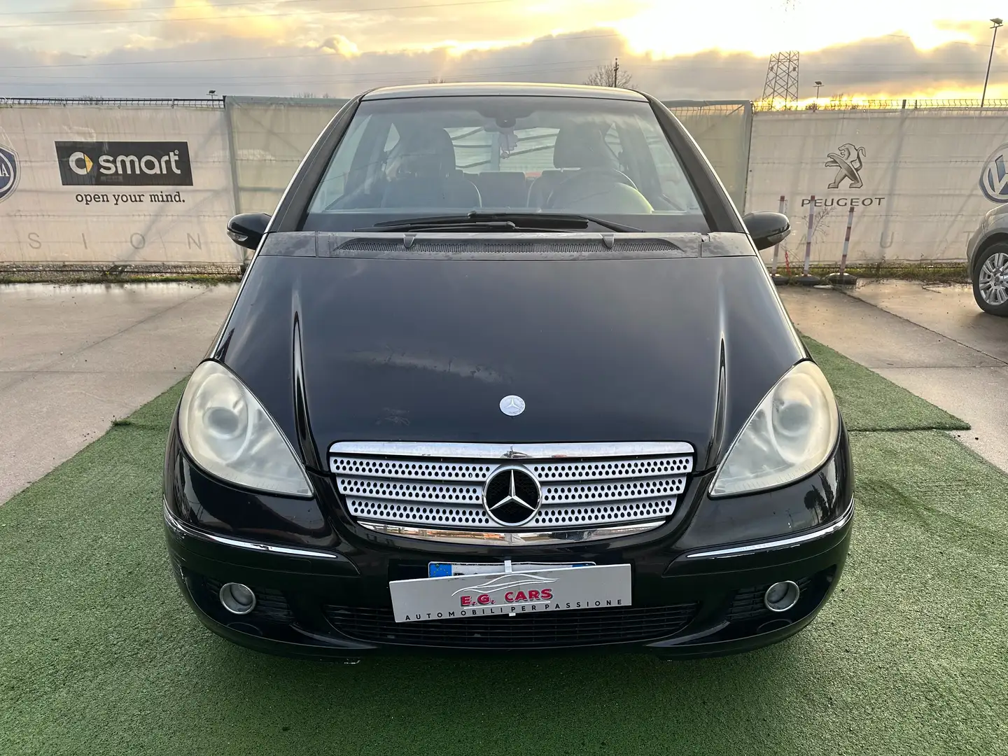 Mercedes-Benz A 200 CDI*AVANTGARDE*COUPE*AMG*XENO*12 RATE DA 216€* Noir - 2