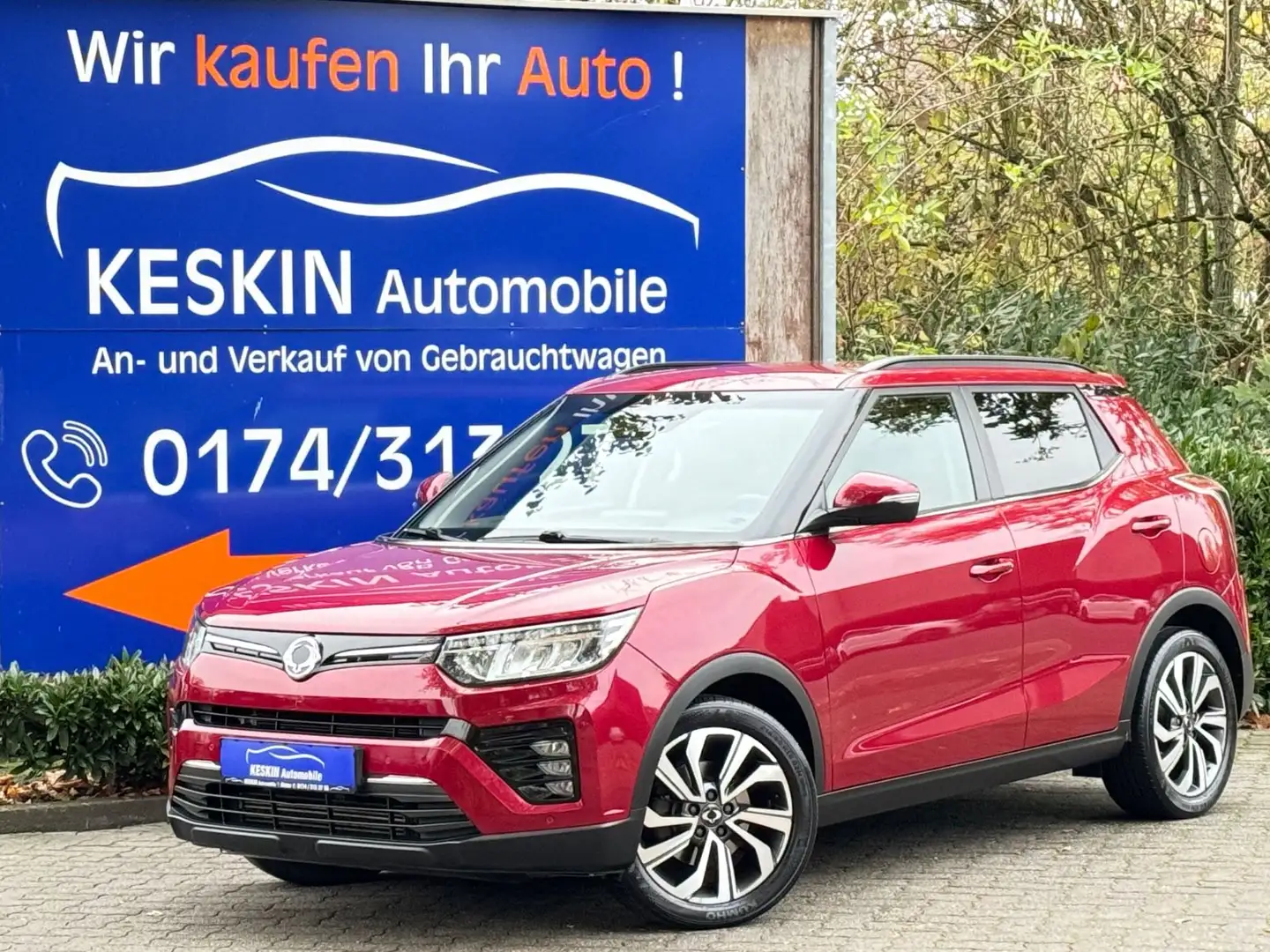 SsangYong Tivoli Crystal 4x2*AUTOMATIK*LED*NAVI*LEDER*KAM* Rot - 1