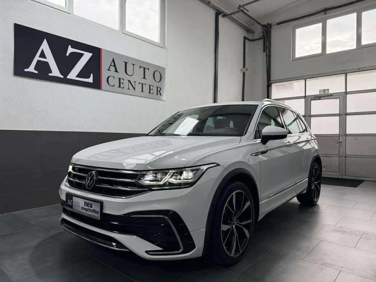 Volkswagen Tiguan 2.0 TDI R Line/Panorama/IQ Light/Virtual Weiß - 1