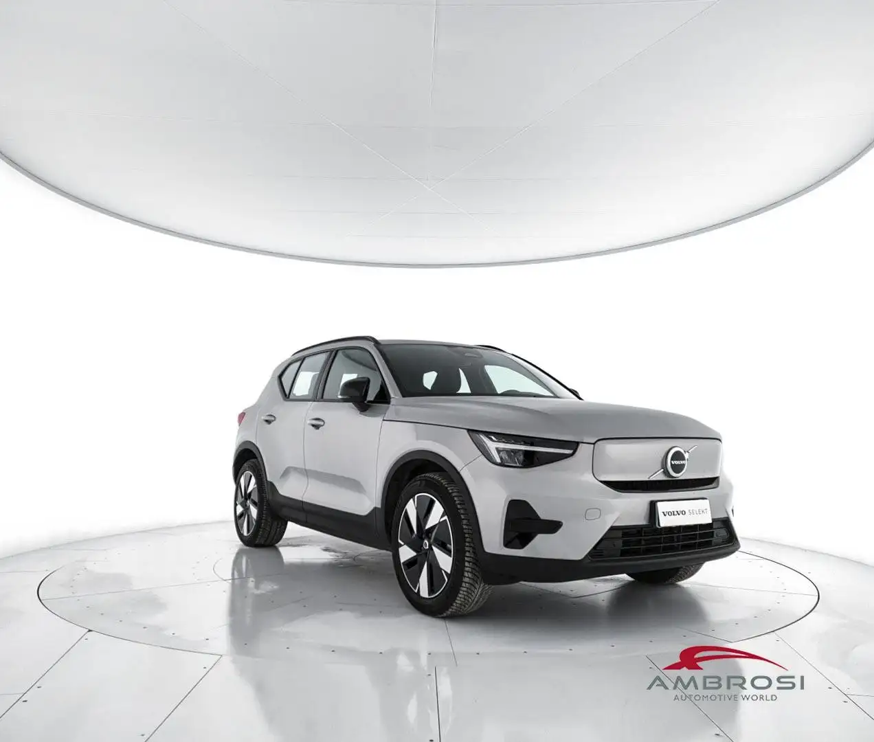 Volvo XC40 Recharge Pure Elect. Single Motor Exten. Range RWD Plus Braun - 2