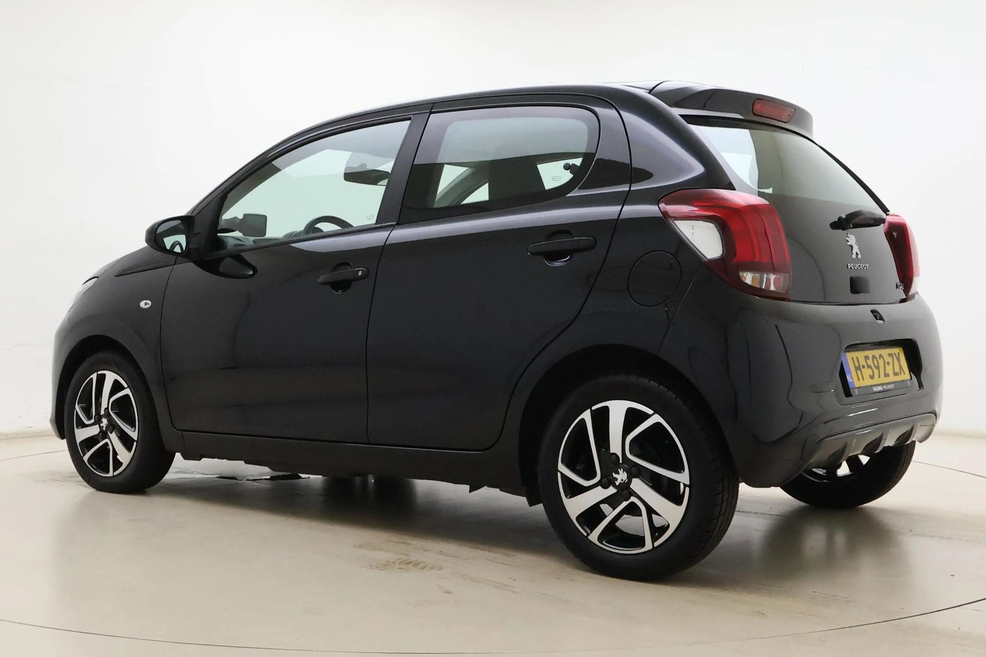 Peugeot 108 1.0 e-VTi Allure | Apple carplay/Android auto | Na — photo 12