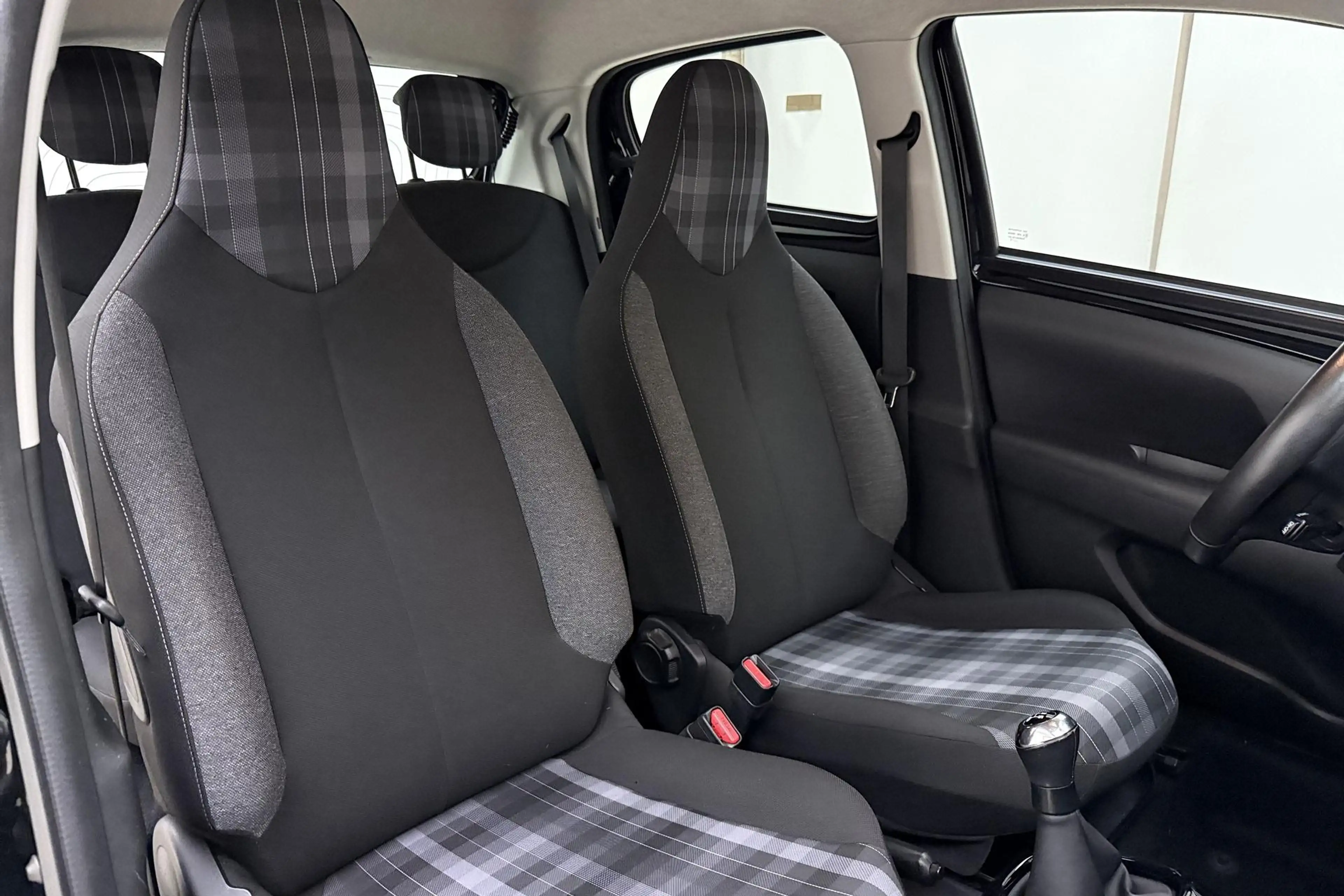 Peugeot 108 1.0 e-VTi Allure | Apple carplay/Android auto | Na — photo 7