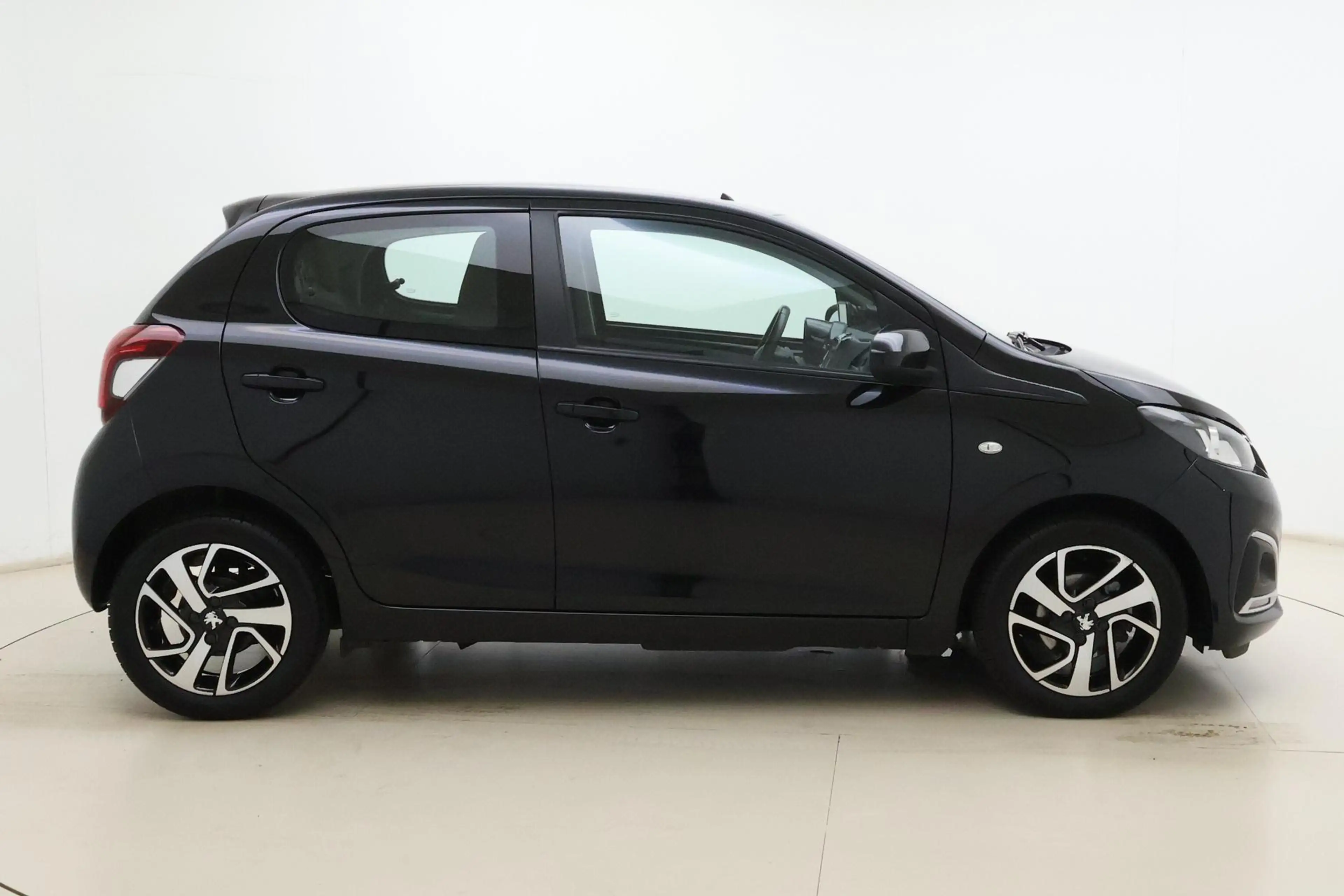 Peugeot 108 1.0 e-VTi Allure | Apple carplay/Android auto | Na — photo 9