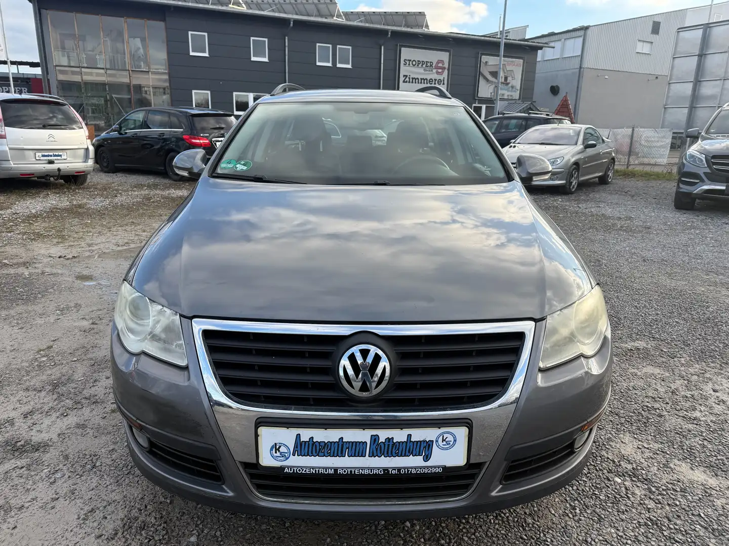 Volkswagen Passat Variant Trendline - KLIMA - SHZ - EURO 4 - TÜV 12/2025- Gris - 2