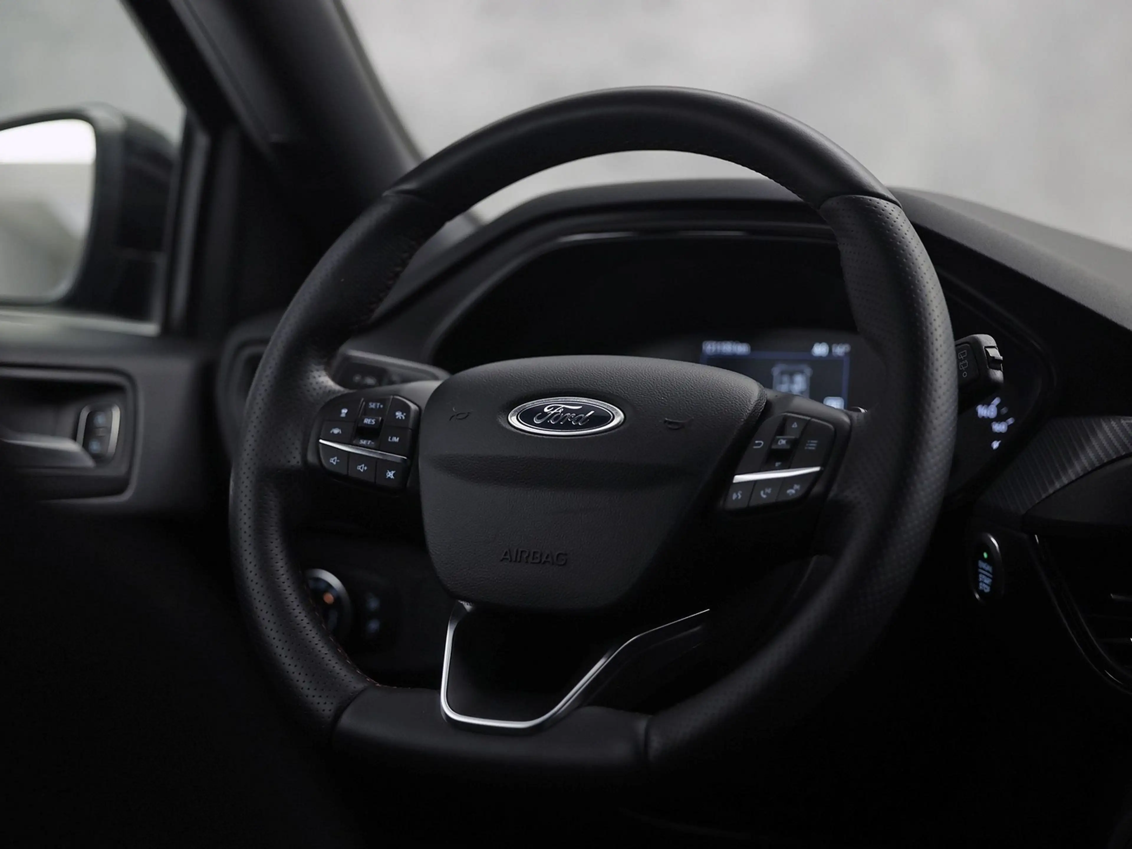 Ford Focus Wagon 1.0 EcoBoost ST Line Automaat (APPLE CARPLAY — photo 20
