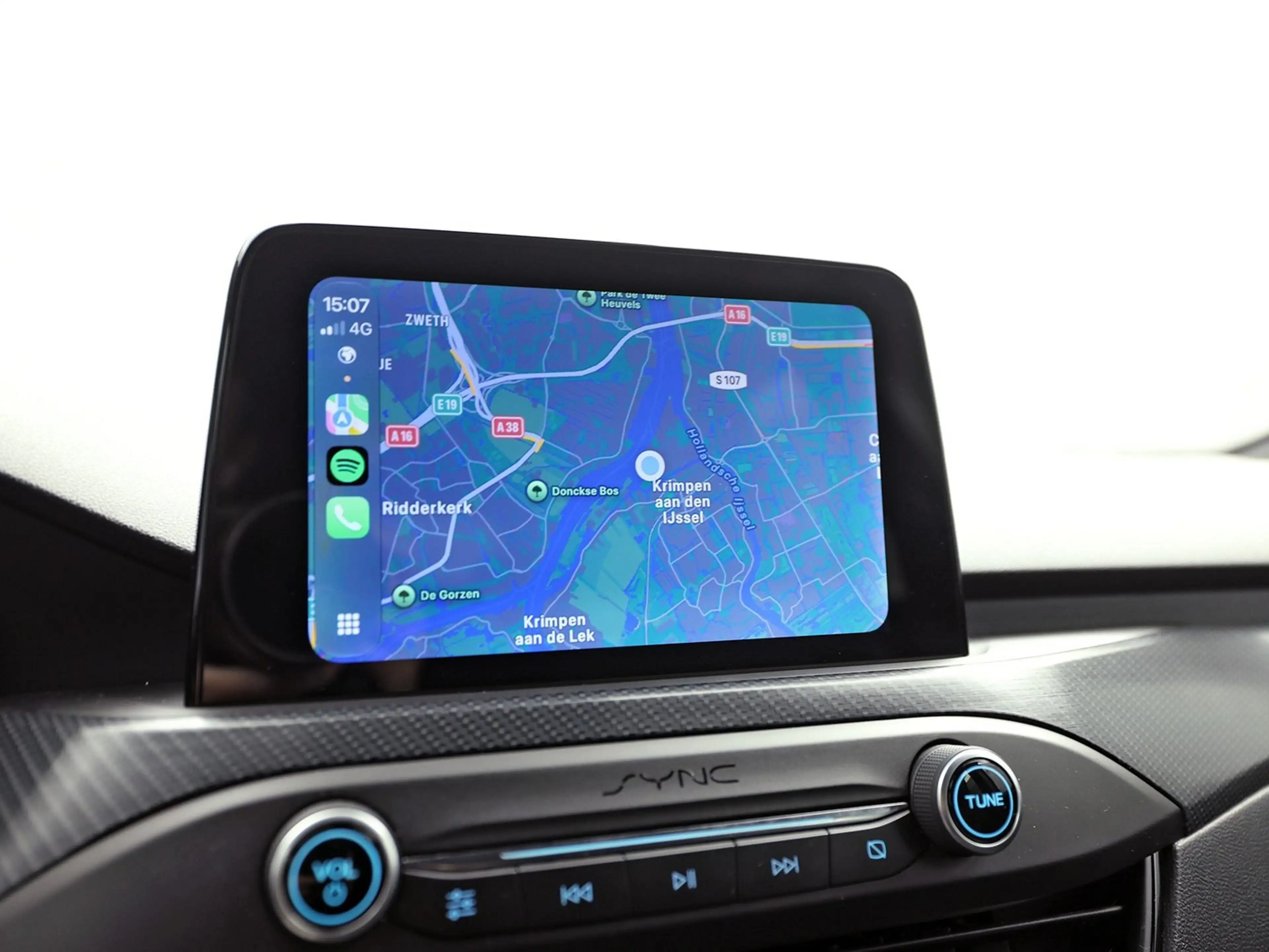 Ford Focus Wagon 1.0 EcoBoost ST Line Automaat (APPLE CARPLAY — photo 28