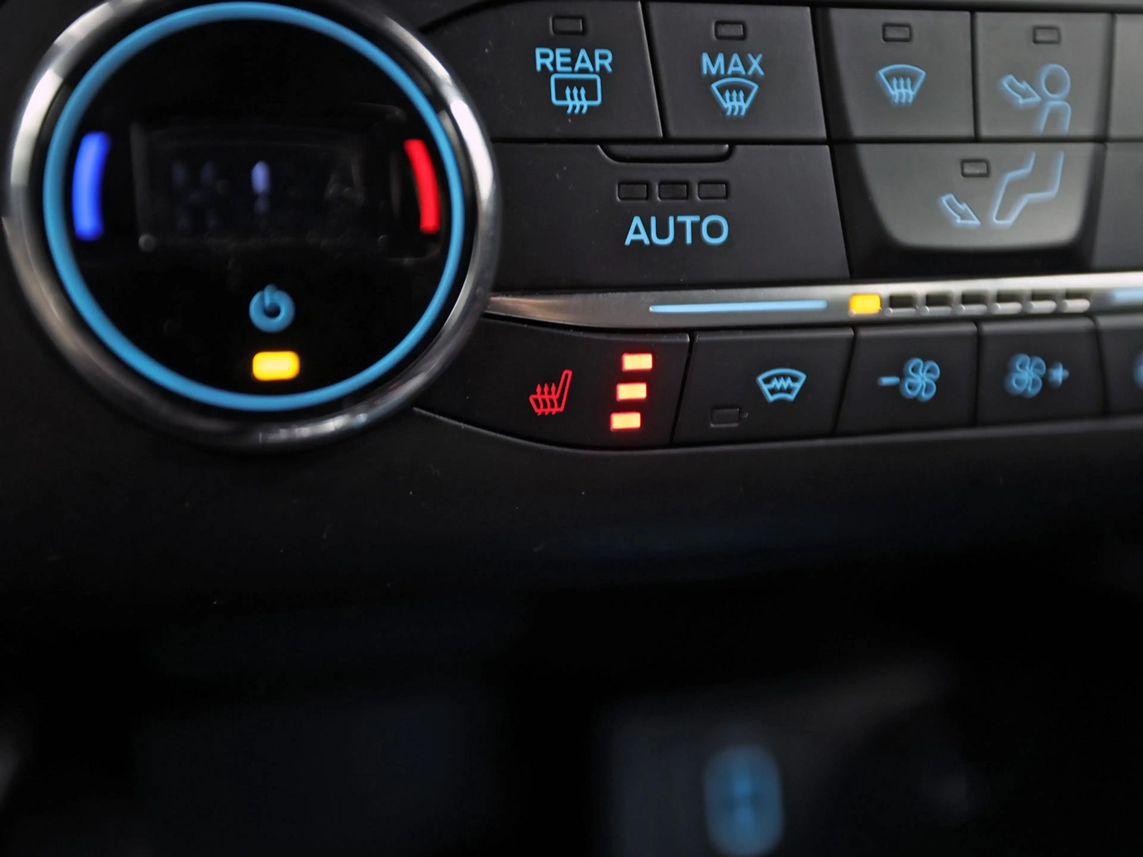 Ford Focus Wagon 1.0 EcoBoost ST Line Automaat (APPLE CARPLAY — photo 10