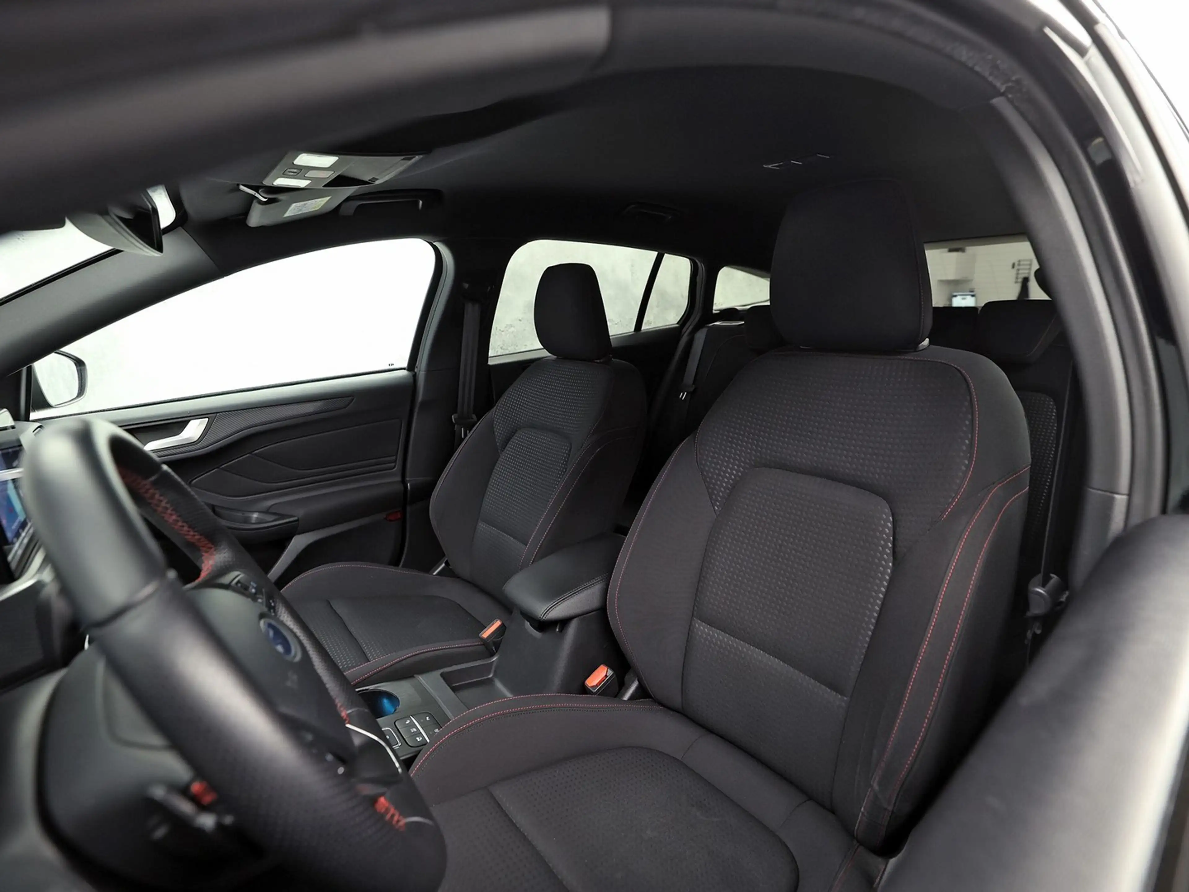 Ford Focus Wagon 1.0 EcoBoost ST Line Automaat (APPLE CARPLAY — photo 16