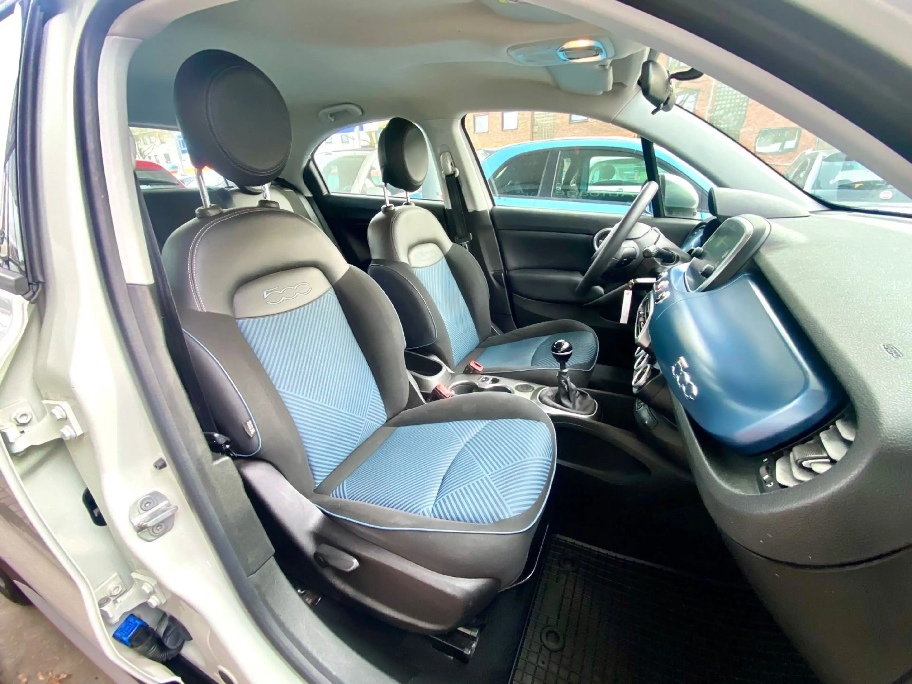Fiat 500X 1. 6 Lounge *SHZ+KLIMA* — photo 8