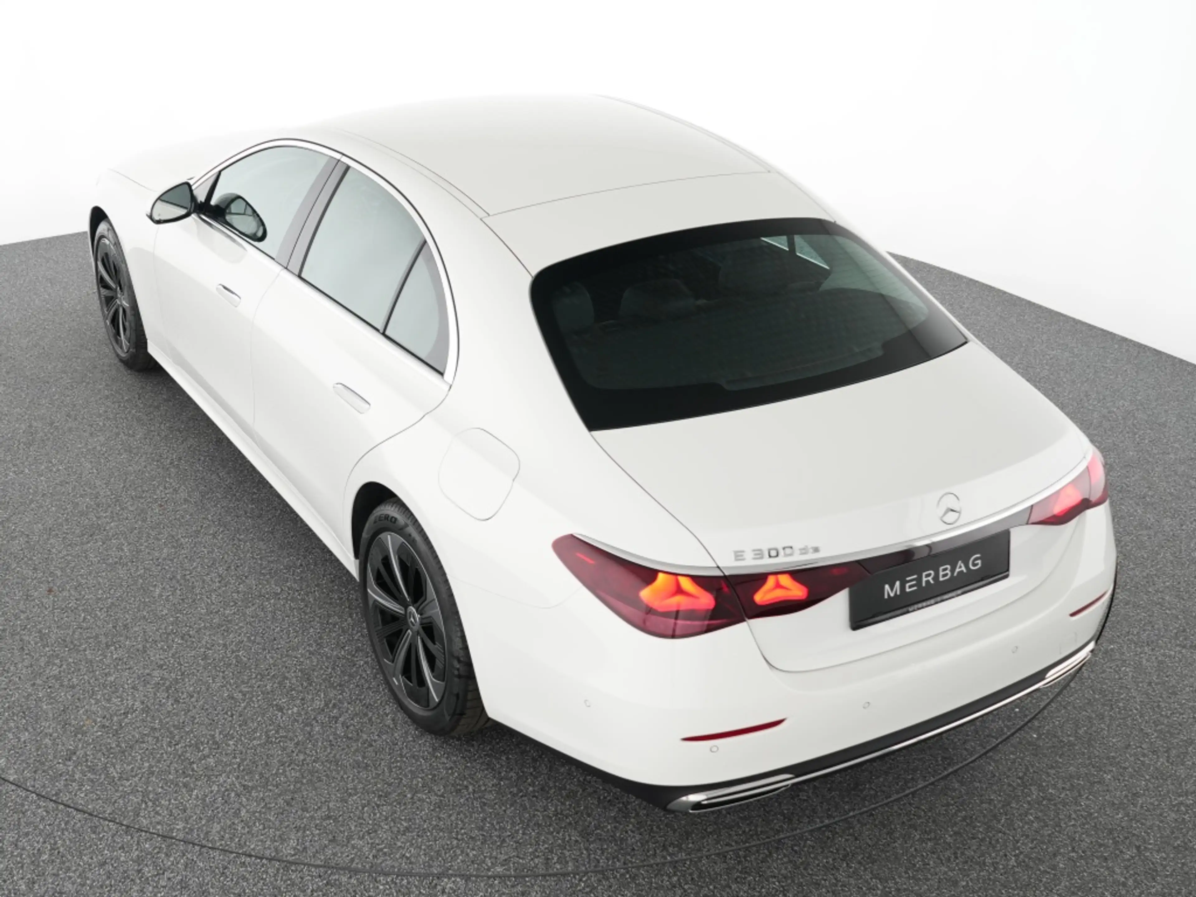 Mercedes-Benz E 300 de Avantgarde Advanced AHK Distronic LED — photo 11